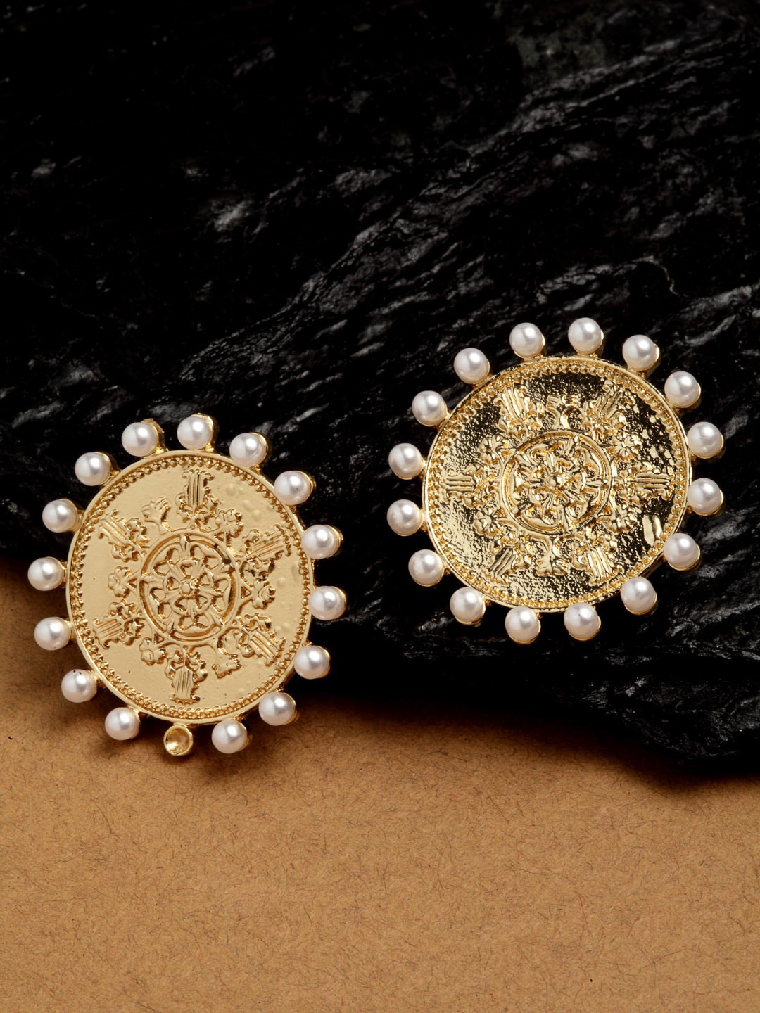 

Ferosh Gold-Toned Geometric Royal Coin Design Studs Earrings