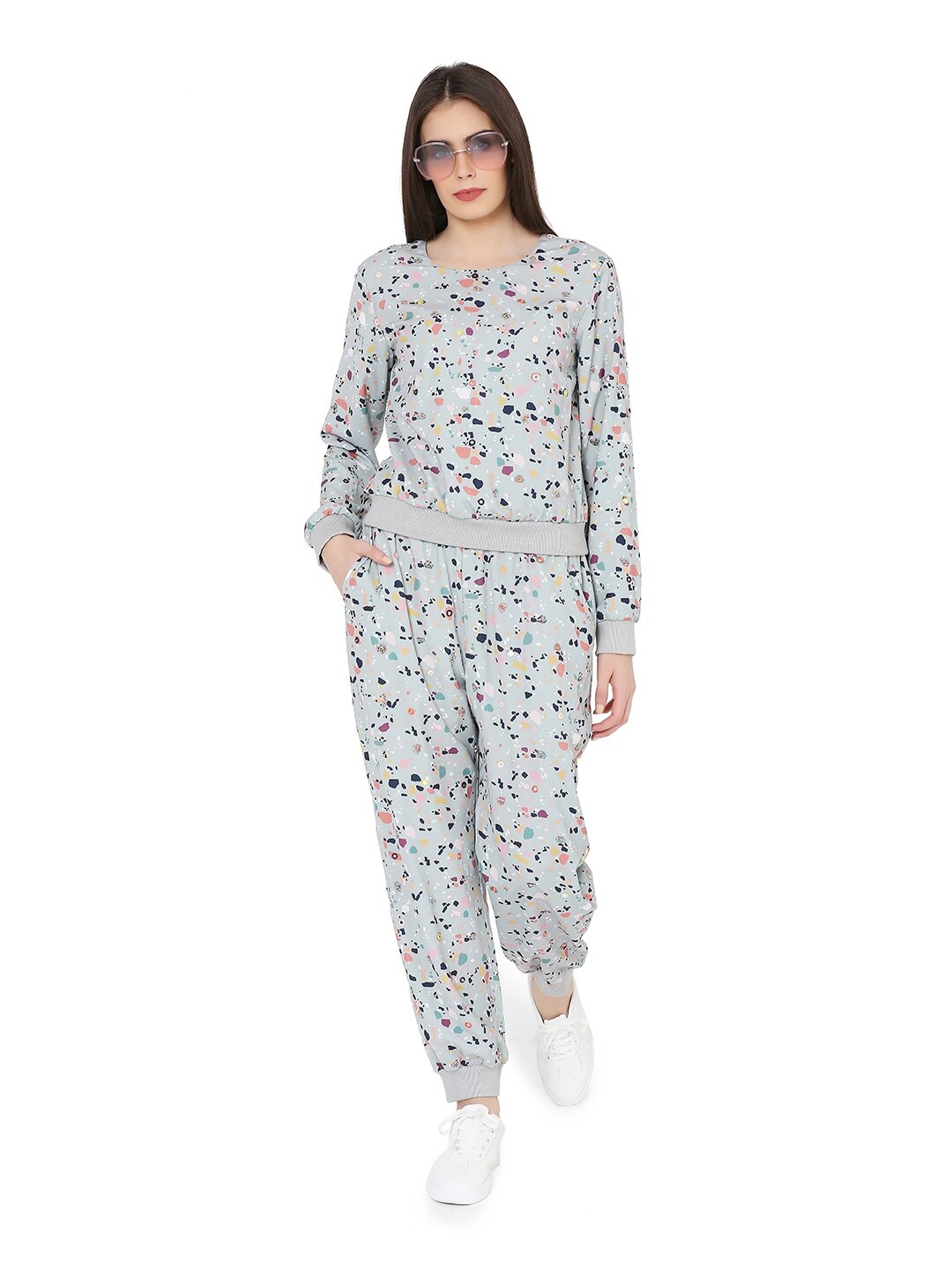

PS PRET BY PAYAL SINGHAL Women Green & Pink Printed Top with Joggers