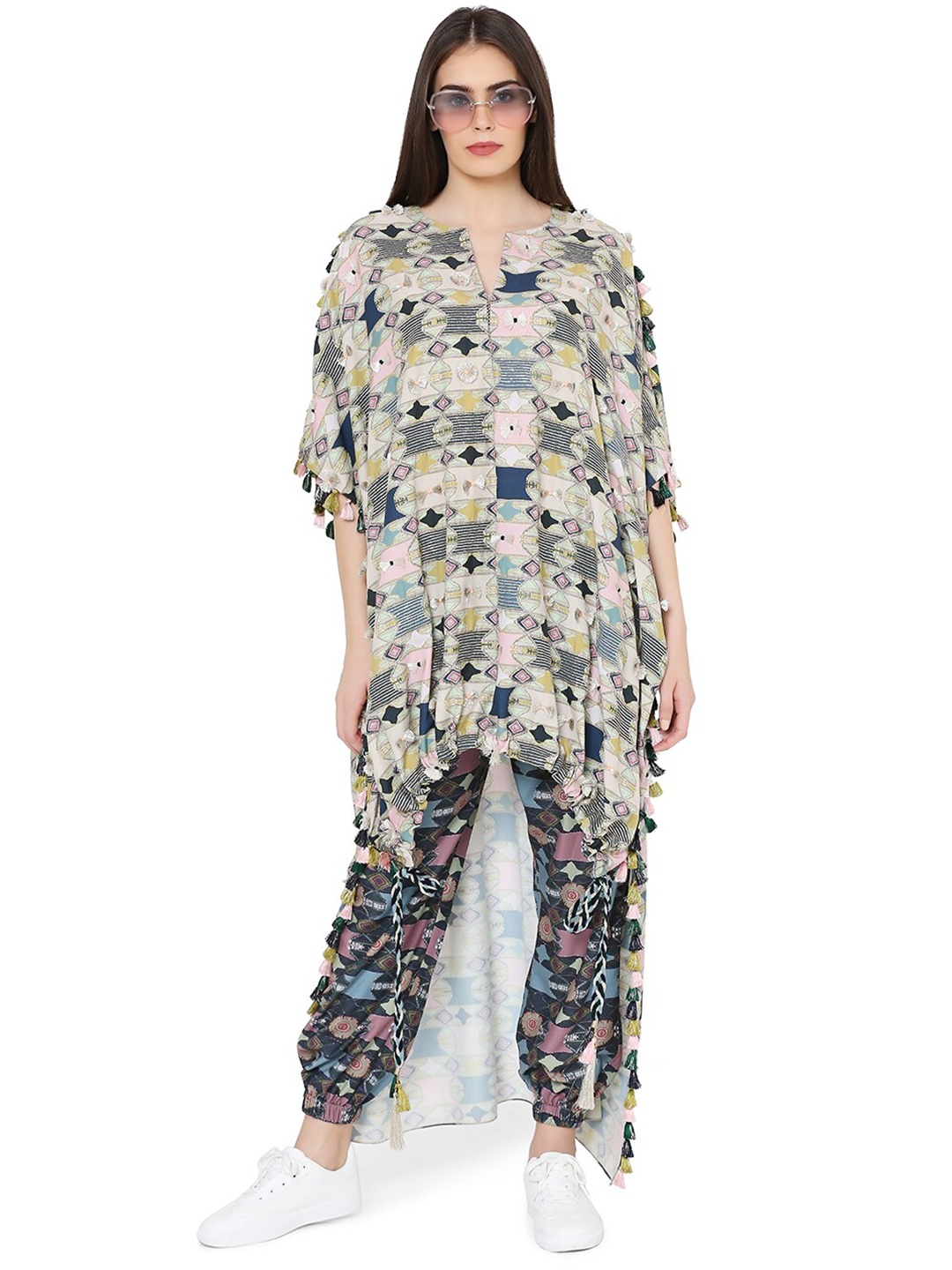 

PS PRET BY PAYAL SINGHAL Women Green & Pink Printed Top with Trousers
