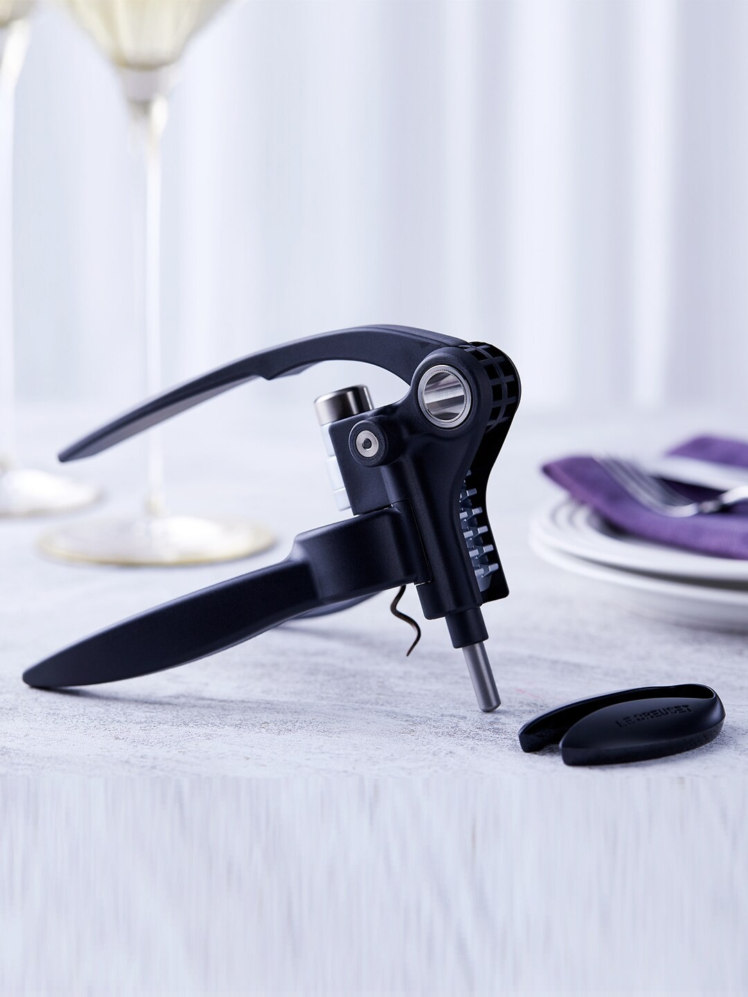 

LE CREUSET Black & Silver-Toned LM 250 Lever Model Wine Accessory