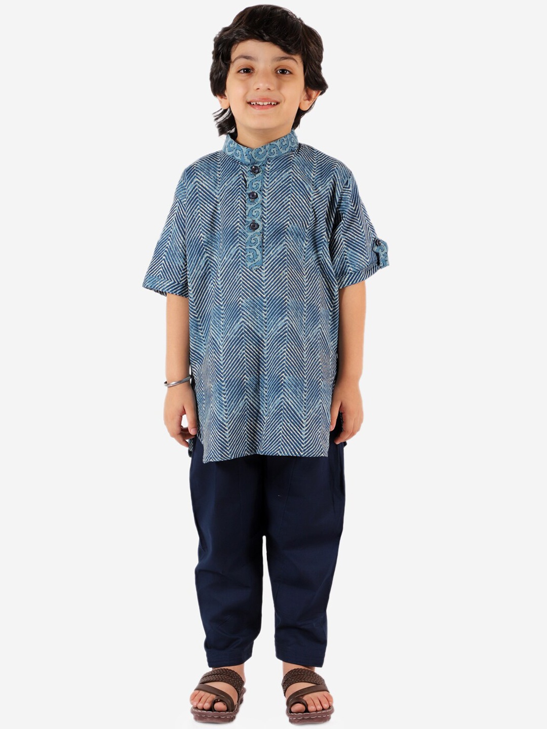 

KID1 Boys Blue Pure Cotton Kurta with Pyjamas