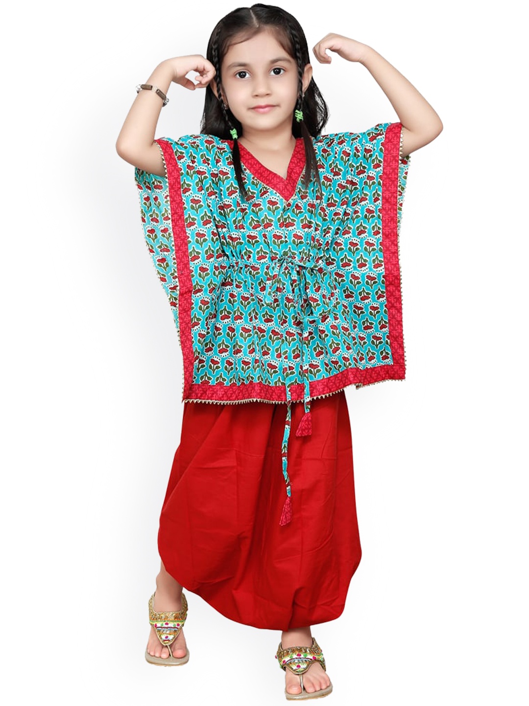 

LIL PITAARA Girls Blue Floral Printed Layered Pure Cotton Kurti with Patiala