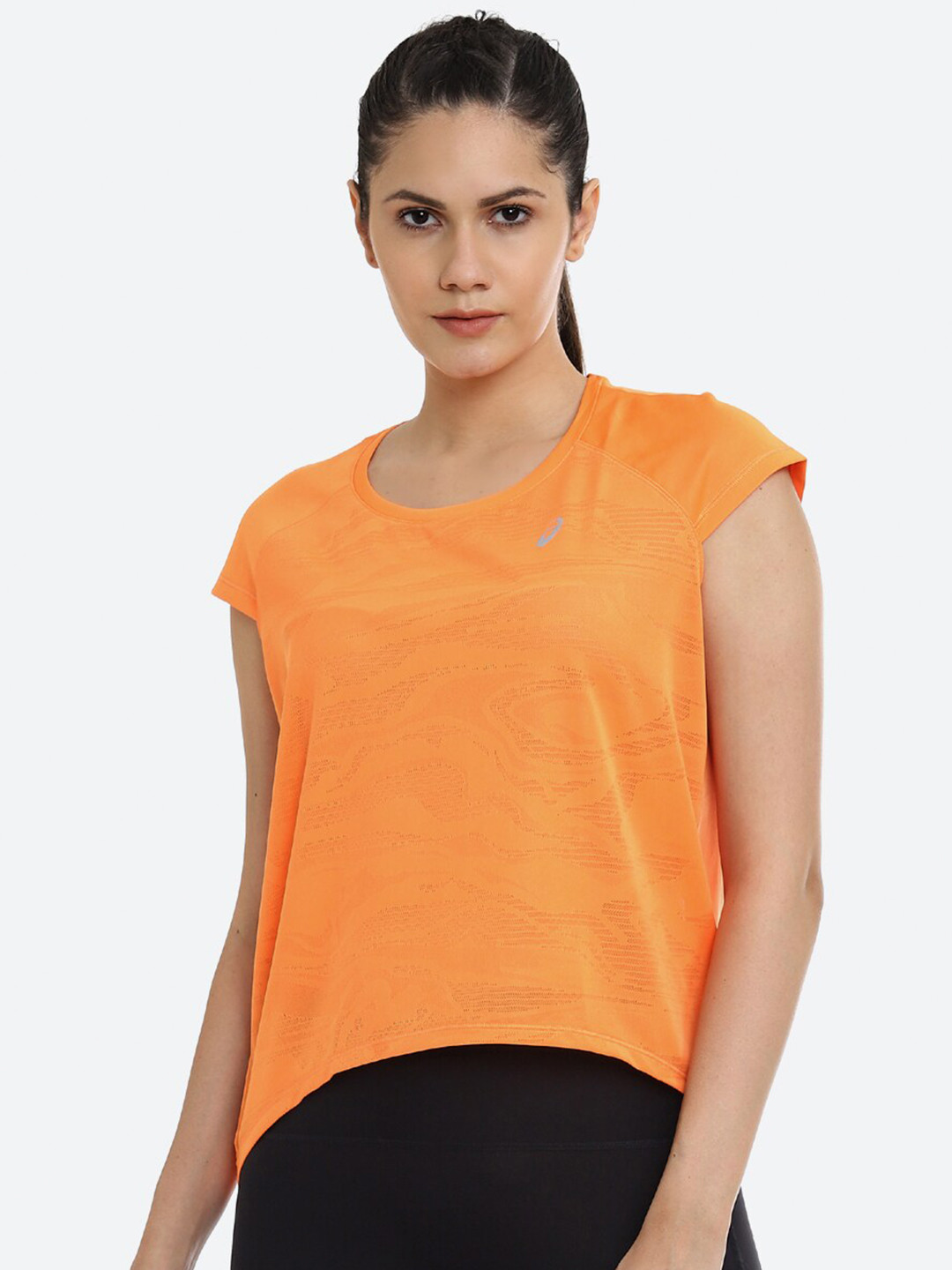 

ASICS Ventilate Crop Women Orange V-Neck Extended Sleeves Raw Edge T-shirt