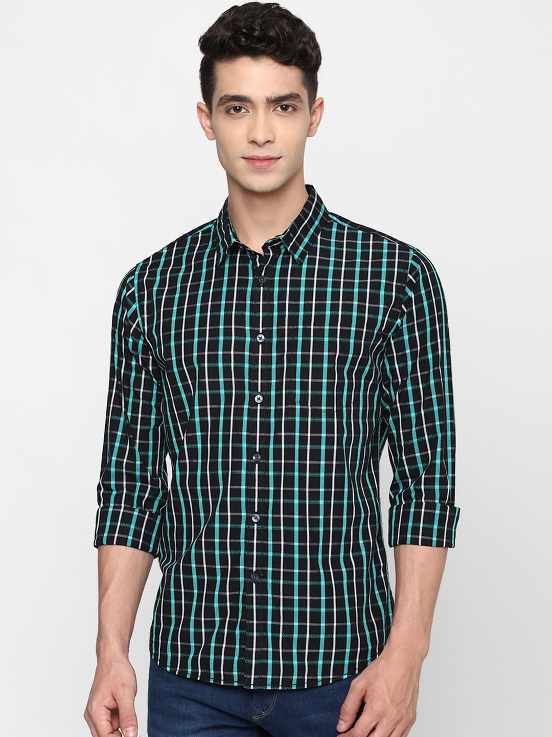 

FOREVER 21 Men Black Checked Casual Shirt