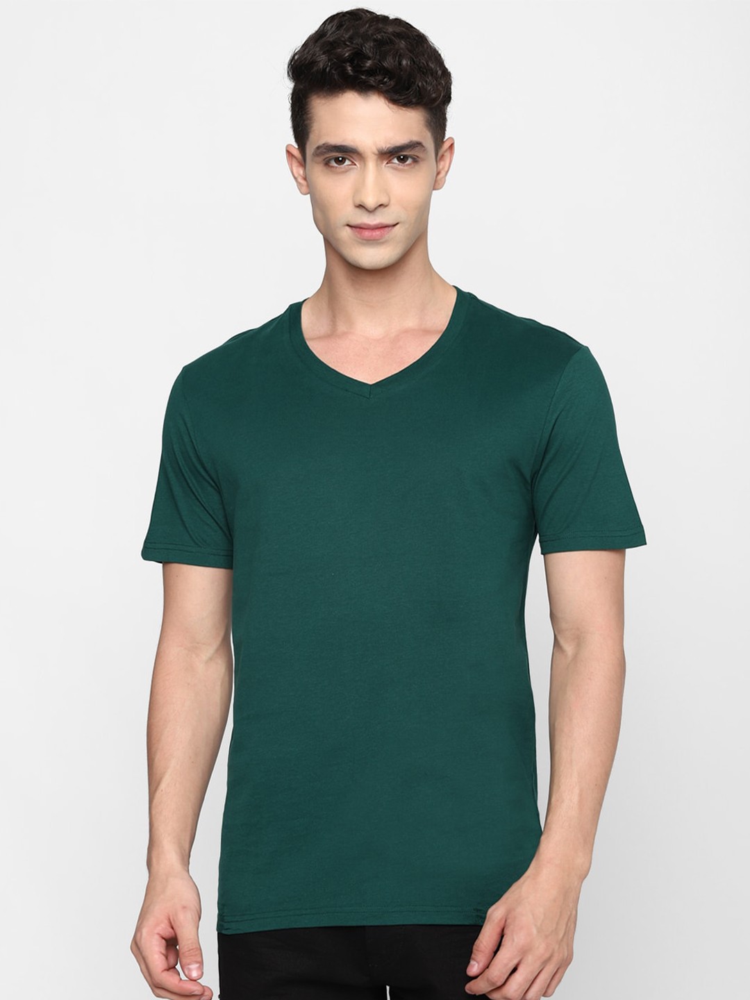 

FOREVER 21 Men Green V-Neck T-shirt