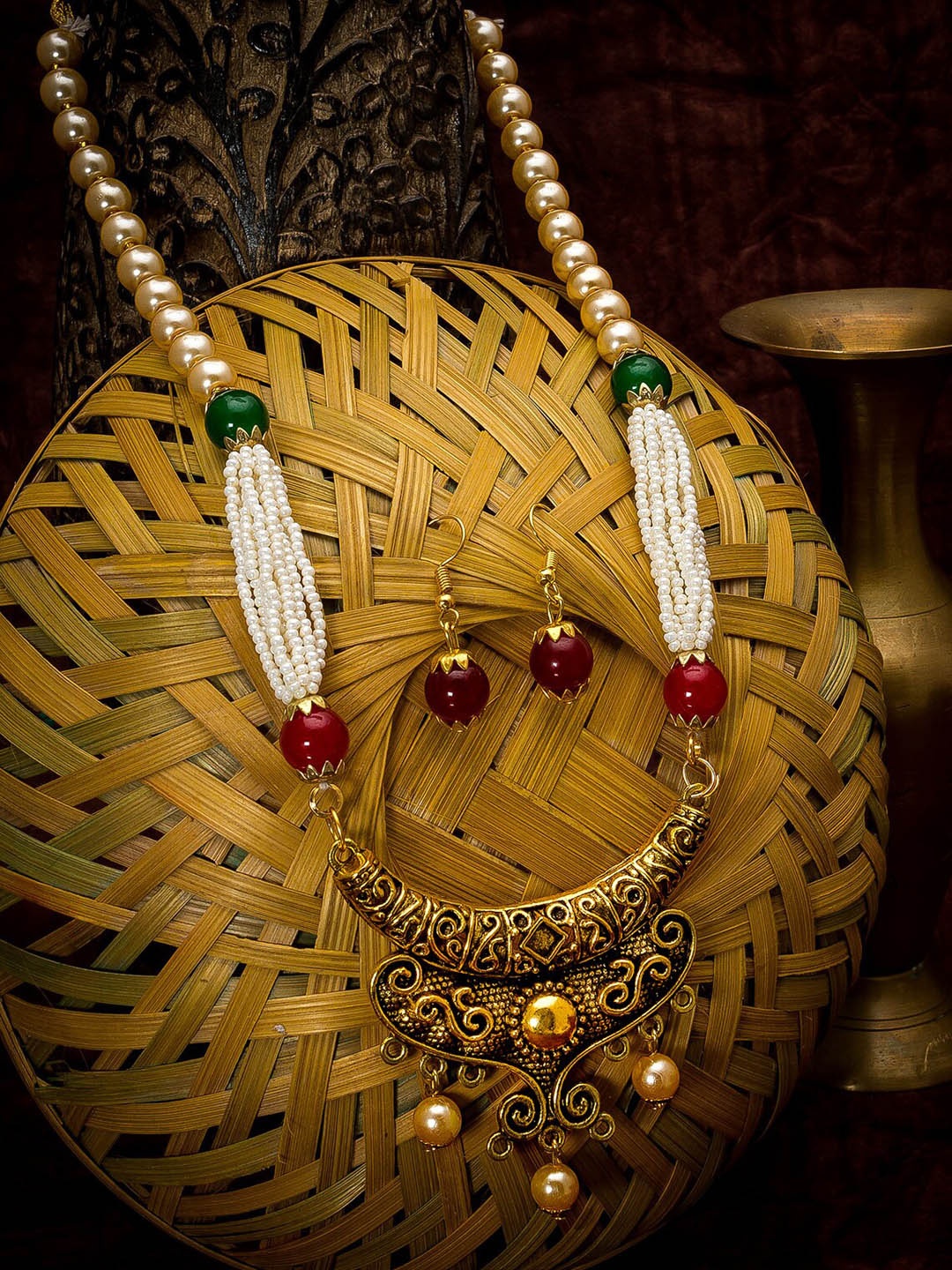 

aadita Gold-Plated White Pearls-Studded Temple Jewellery Set