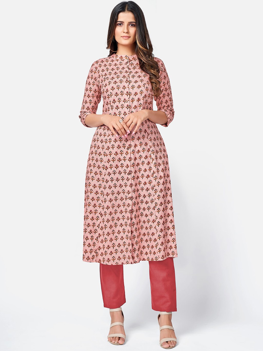 

Vbuyz Women Peach-Coloured Geometric Printed Kurta