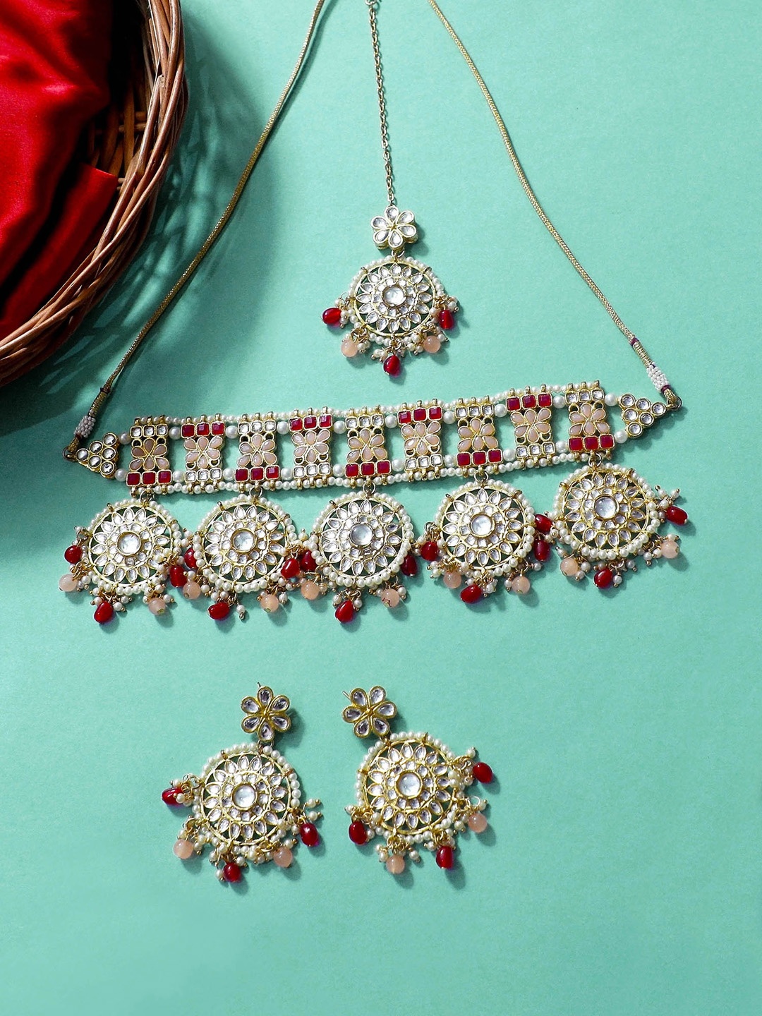 

KARATCART Gold-Plated Peach-Coloured & Red Kundan-Studded Handcrafted Jewellery Set