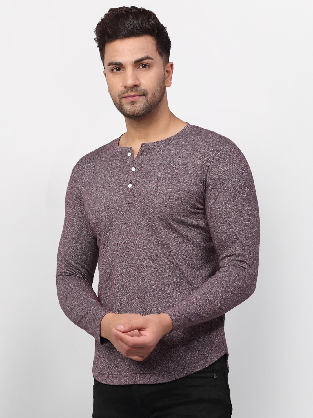 

Rigo Men Burgundy Henley Neck Slim Fit T-shirt