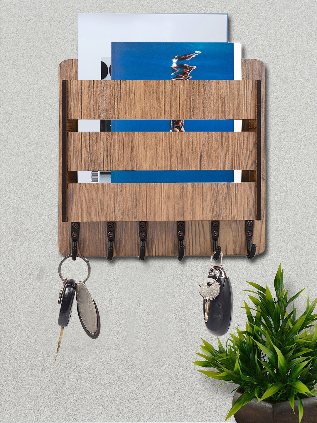 

ROMEE Brown Wall Key & Magazine Organizer Holder