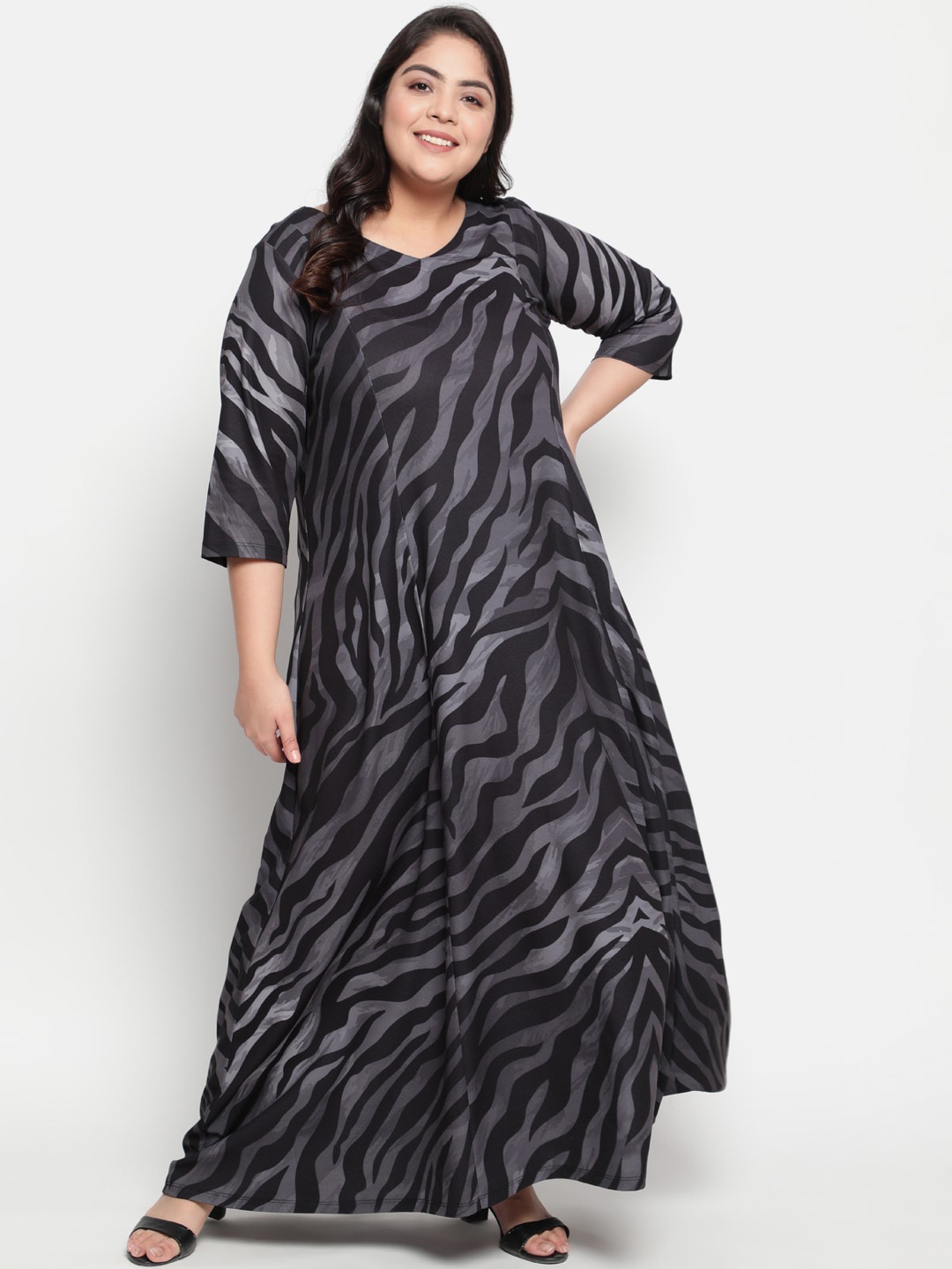 

Amydus Women Plus Size Black Maxi Dress