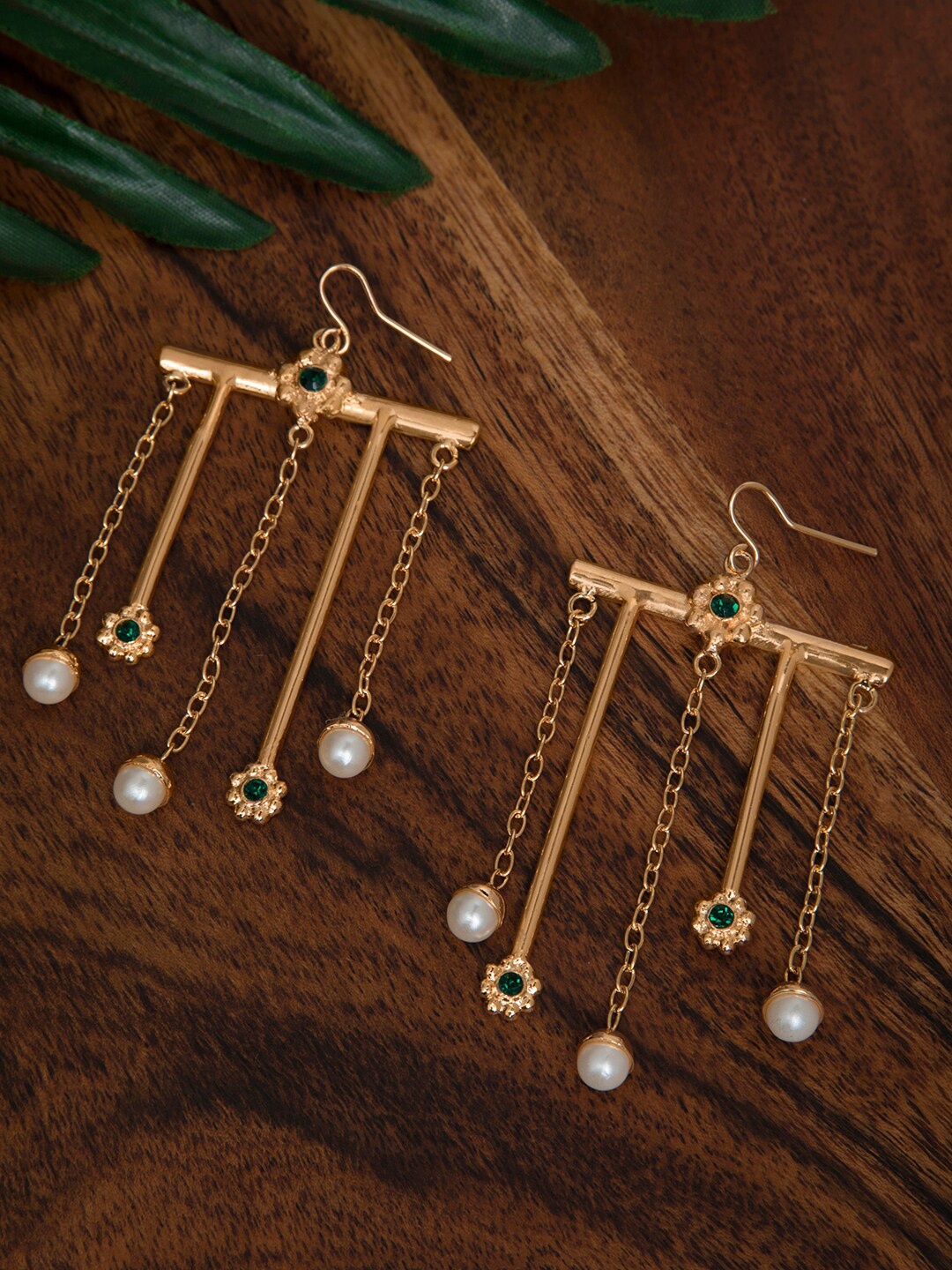 

INDYA X PAYAL SINGHAL Green & Gold-Toned Floral Pearl Chain Dangler Earrings