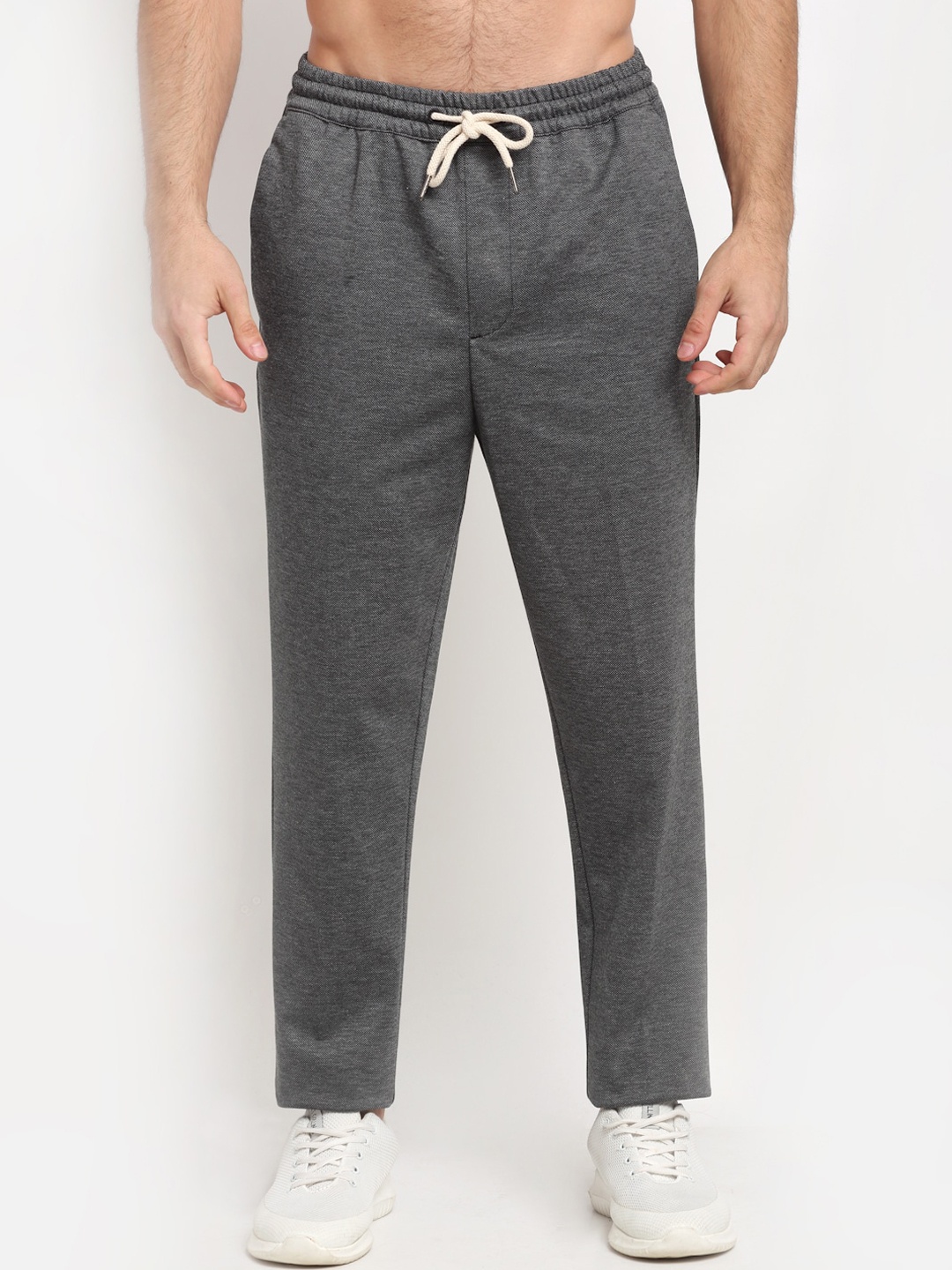 

Bhaane Men Charcoal Straight Fit Regular Trousers Regular Trousers