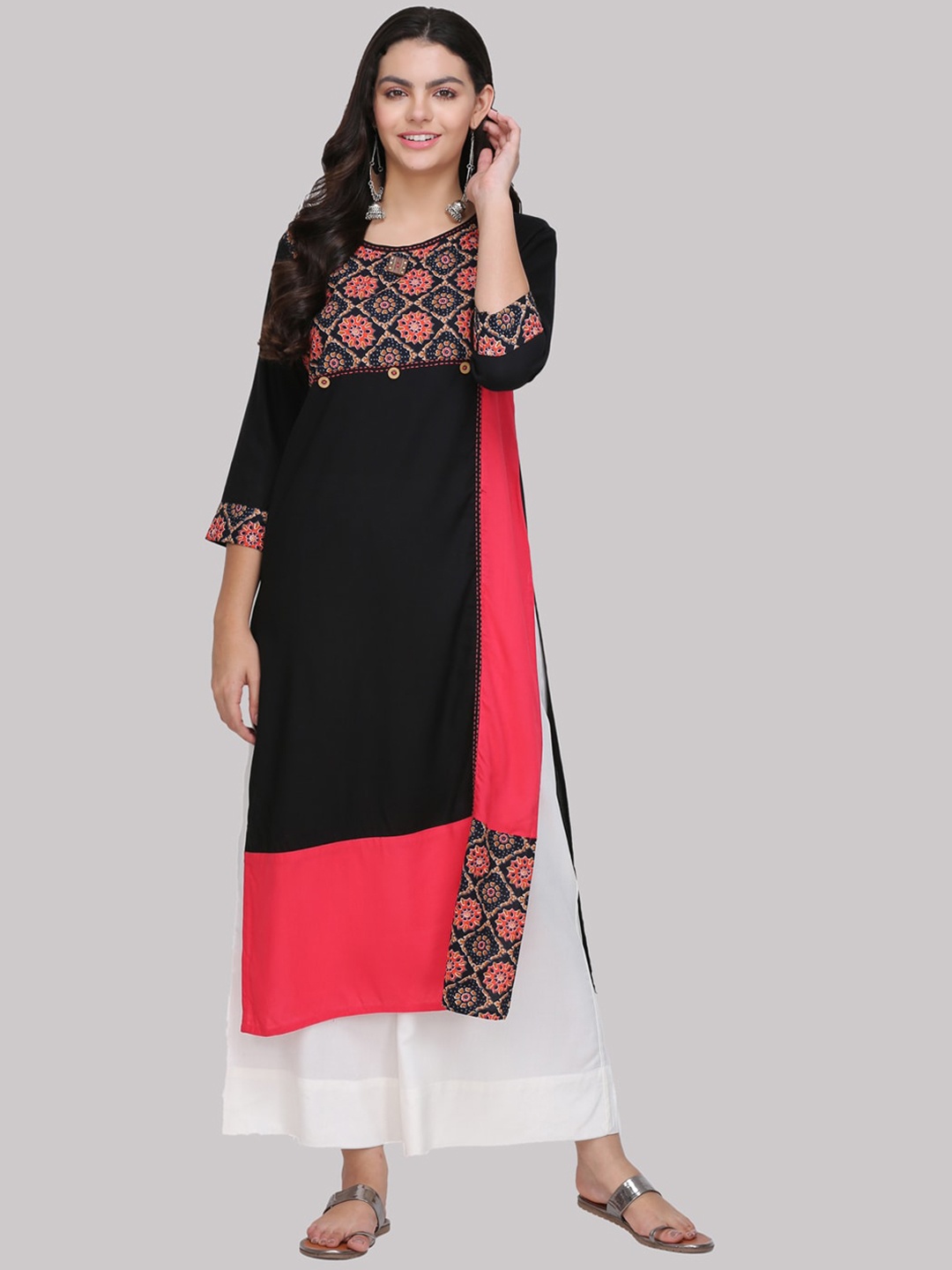 

KSUT Women Black & Pink Colourblocked Kurta