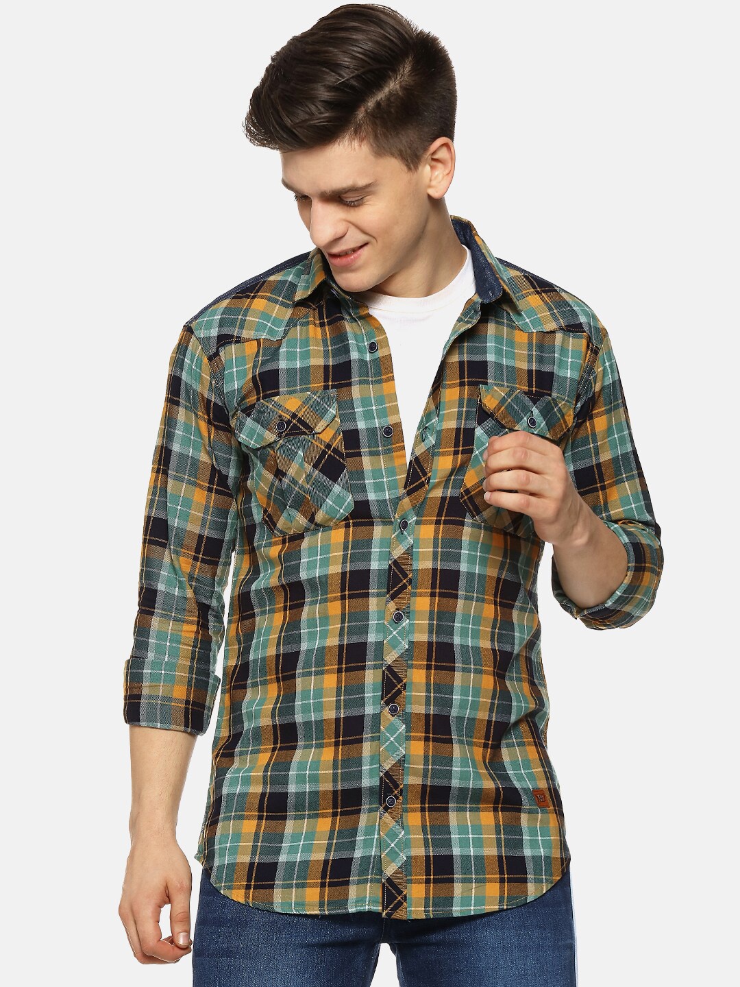 

Campus Sutra Men Green Checked Casual Shirt