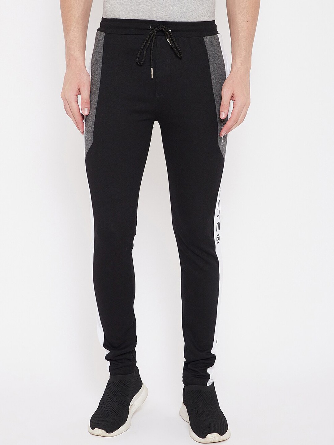 

Duke Men Black Colourblocked Straight-Fit Track Pants