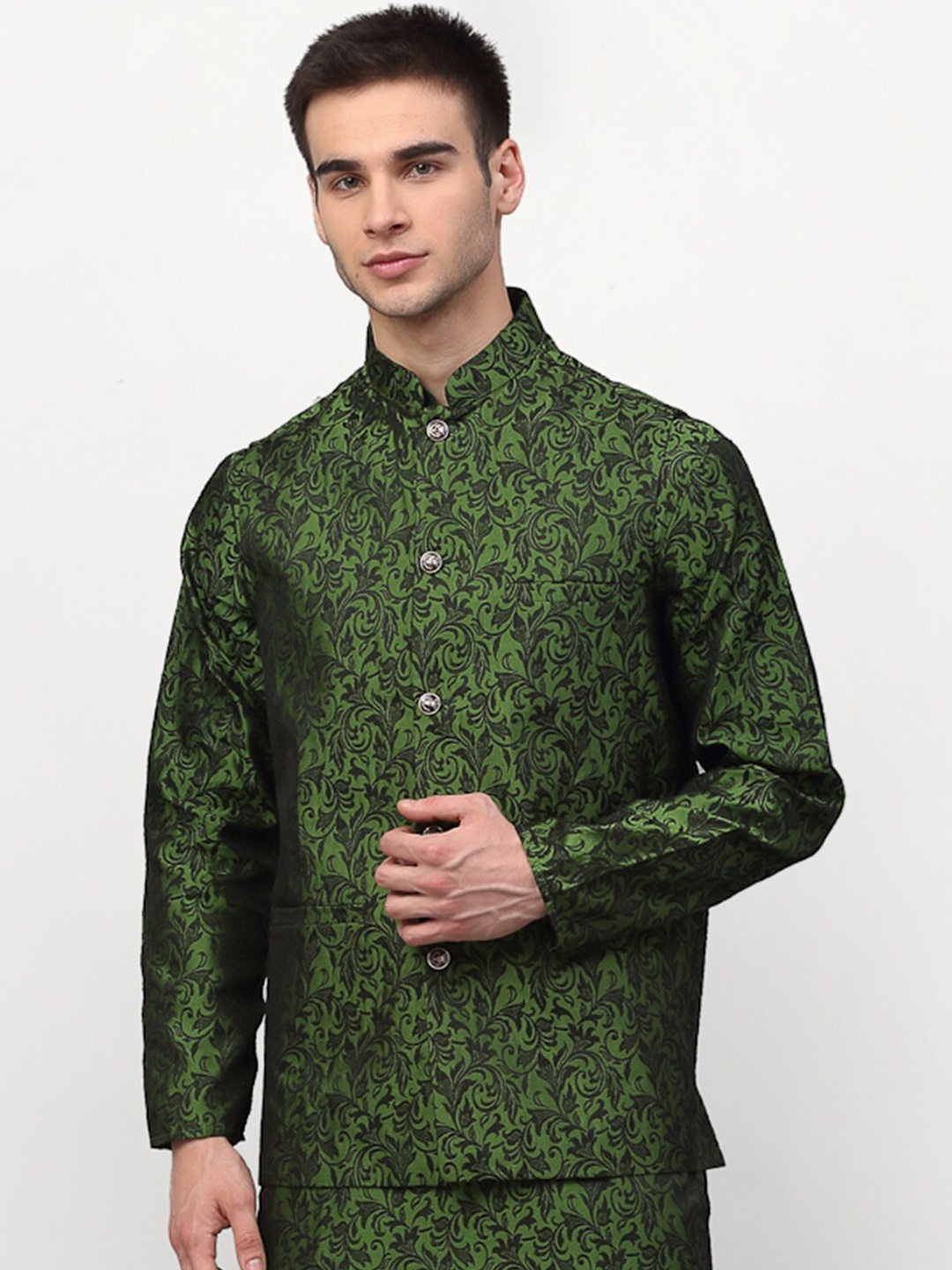 

Jompers Men Green & Black Woven-Design Nehru Jacket