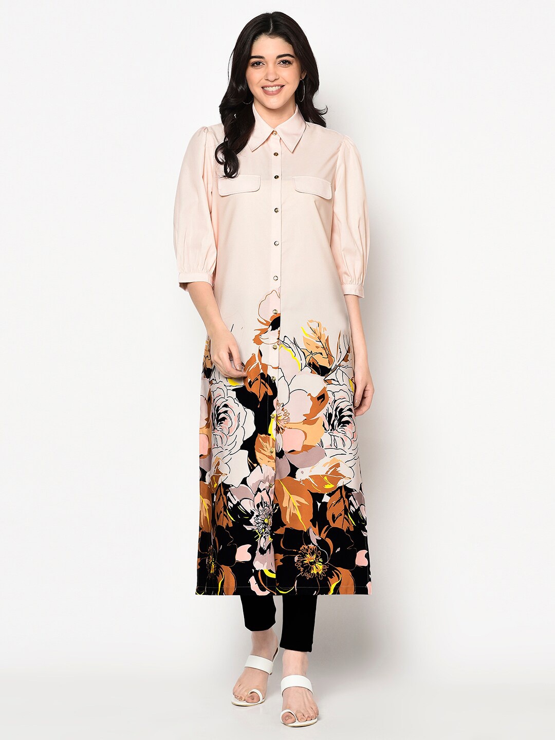 

BLANC9 Women Pink & Black Floral Printed Kurta