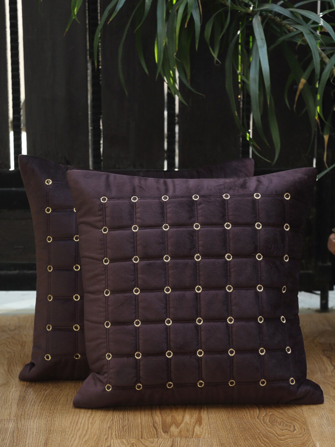 

HOSTA HOMES Brown & Gold-Toned Set of 2 Embroidered Velvet Square Cushion Covers