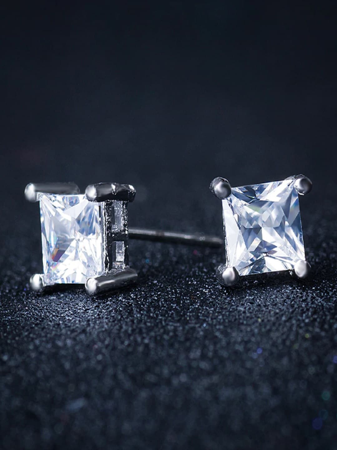 

OOMPH Men Silver Toned Square Handcrafted Studs Earrings
