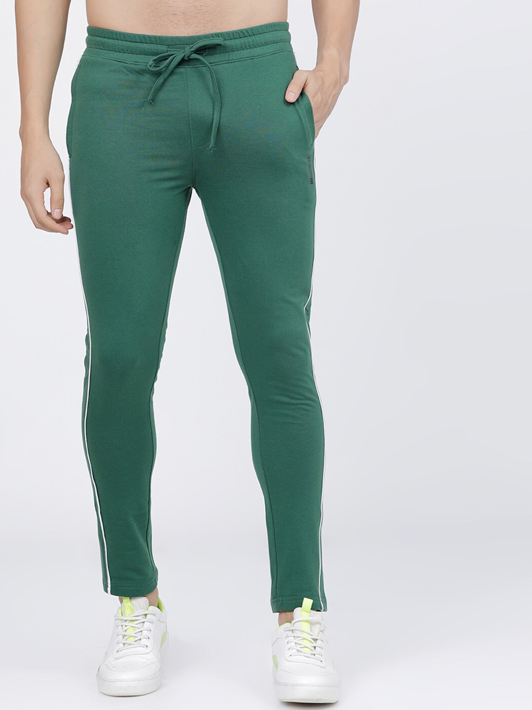 

The Indian Garage Co Men Green Solid Slim-Fit Track Pants