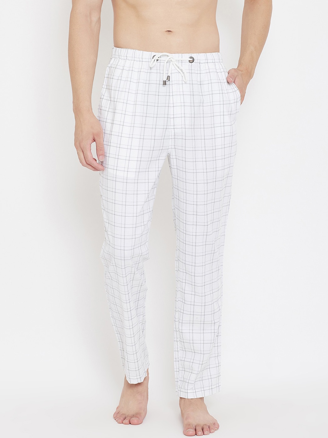 

Crimsoune Club Men White & Grey Checked Pure Cotton Lounge Pants
