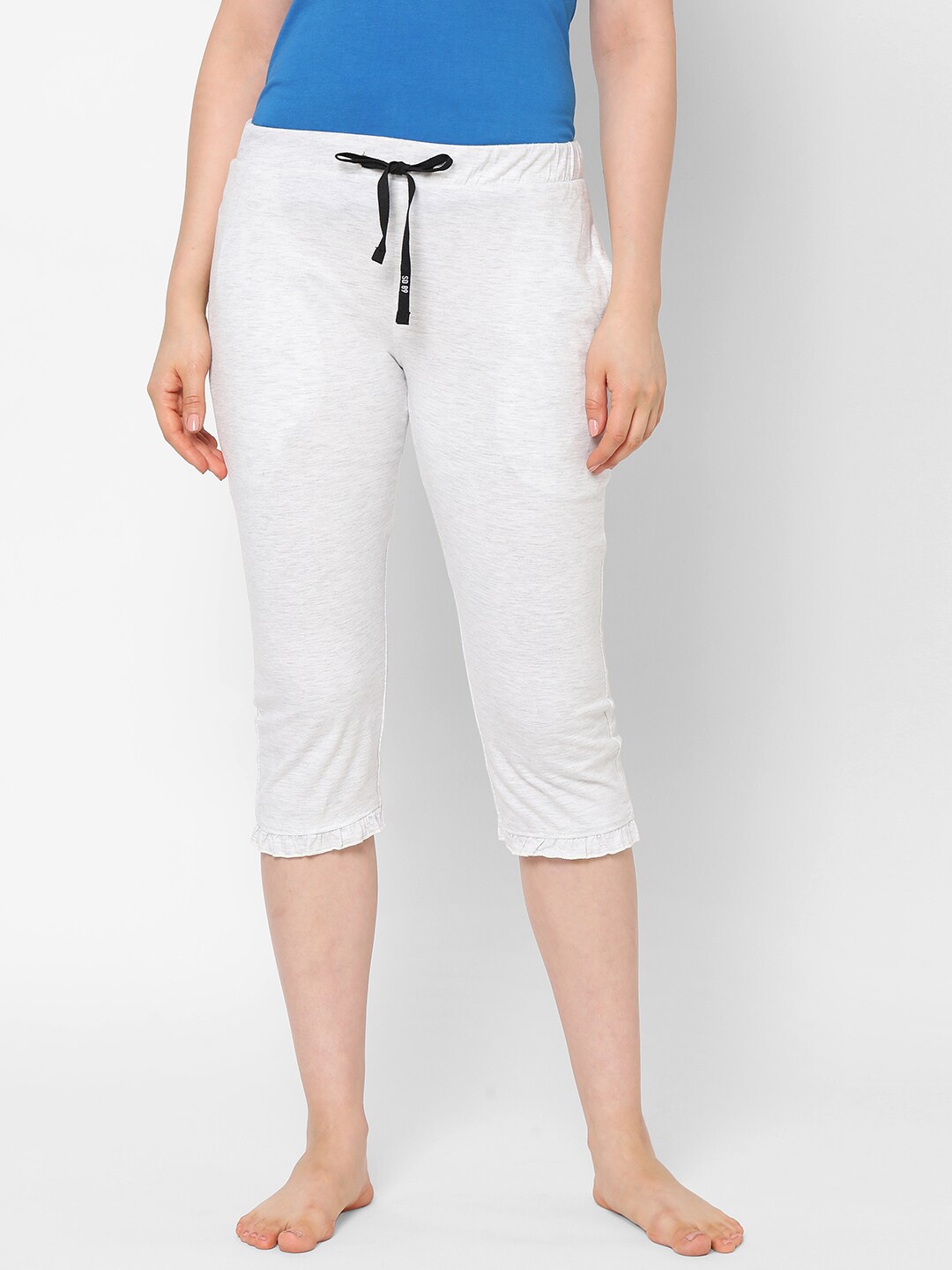 

Sweet Dreams Women White Capris