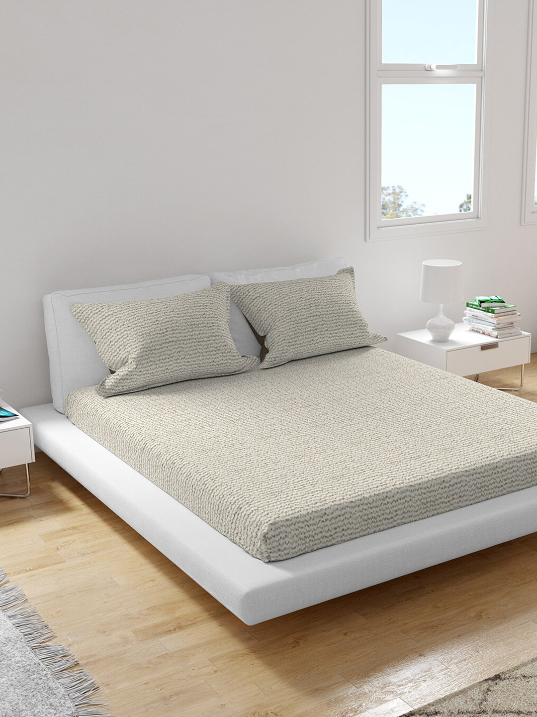 

Himeya White & Brown 200 TC King Sustainable Bedsheet with 2 Pillow Covers