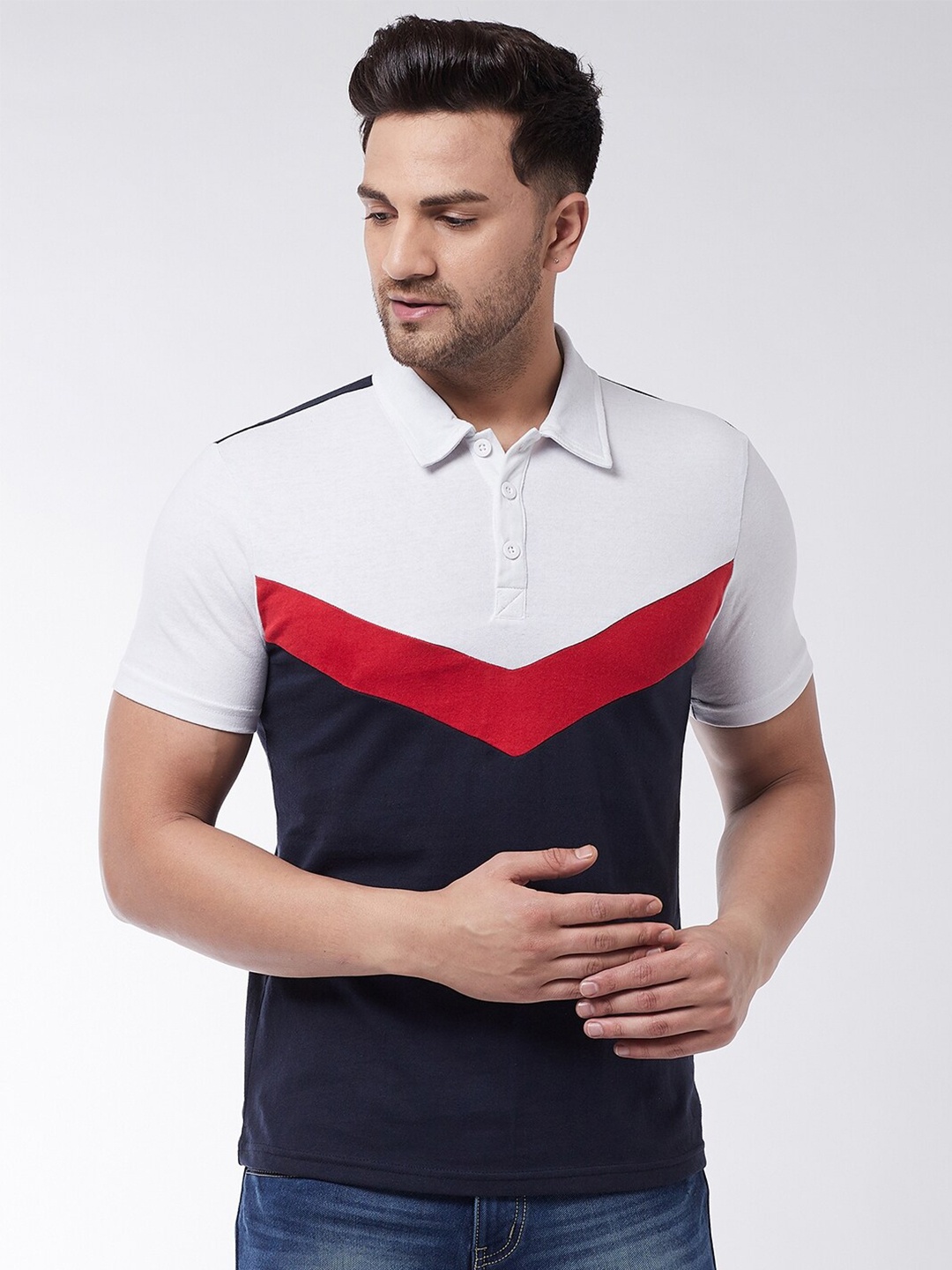 

GRITSTONES Men White & Navy Blue Colourblocked Polo Collar T-shirt