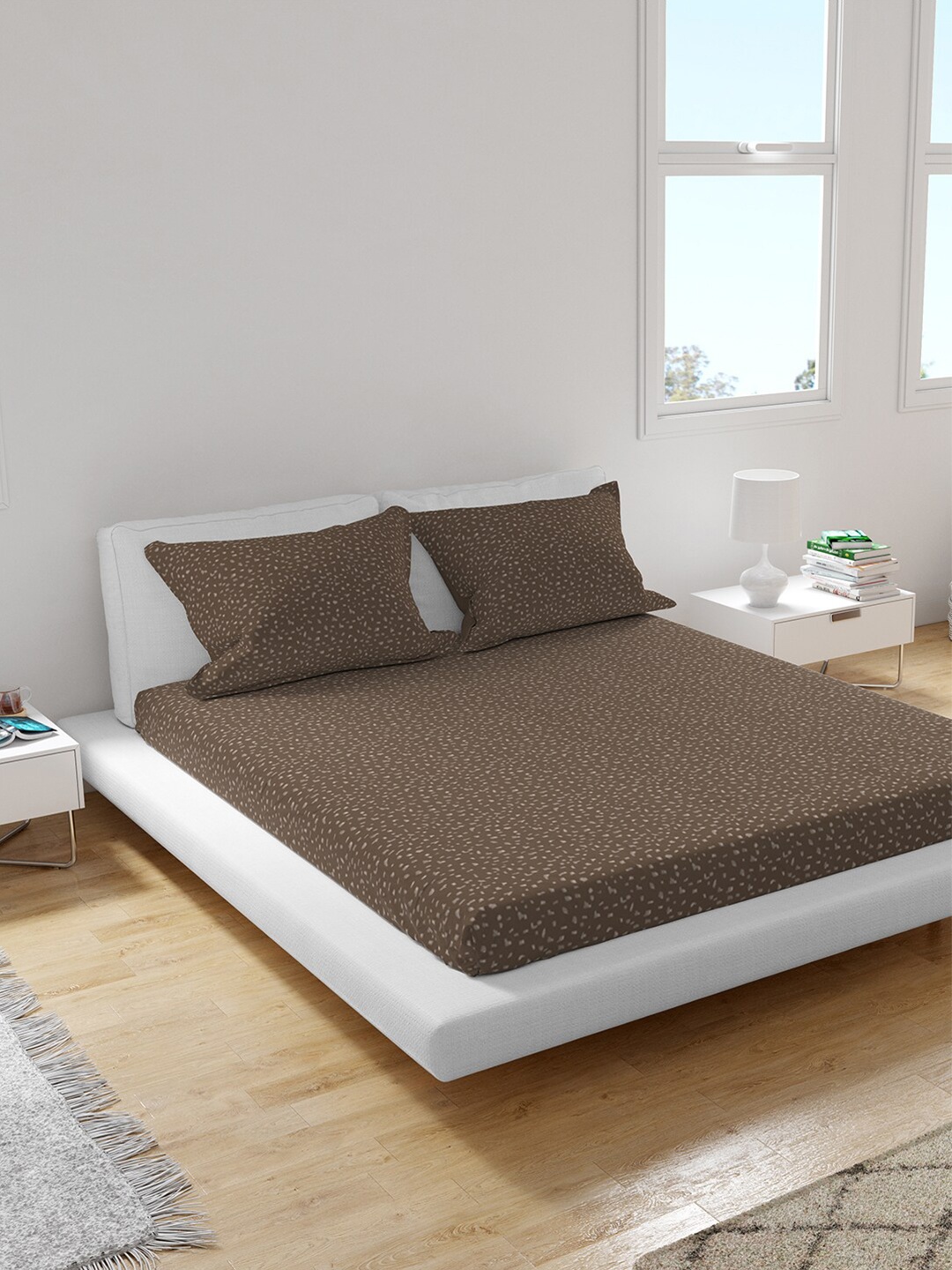 

Himeya Olive Brown 300 TC King Sustainable Bedsheet with 2 Pillow Covers