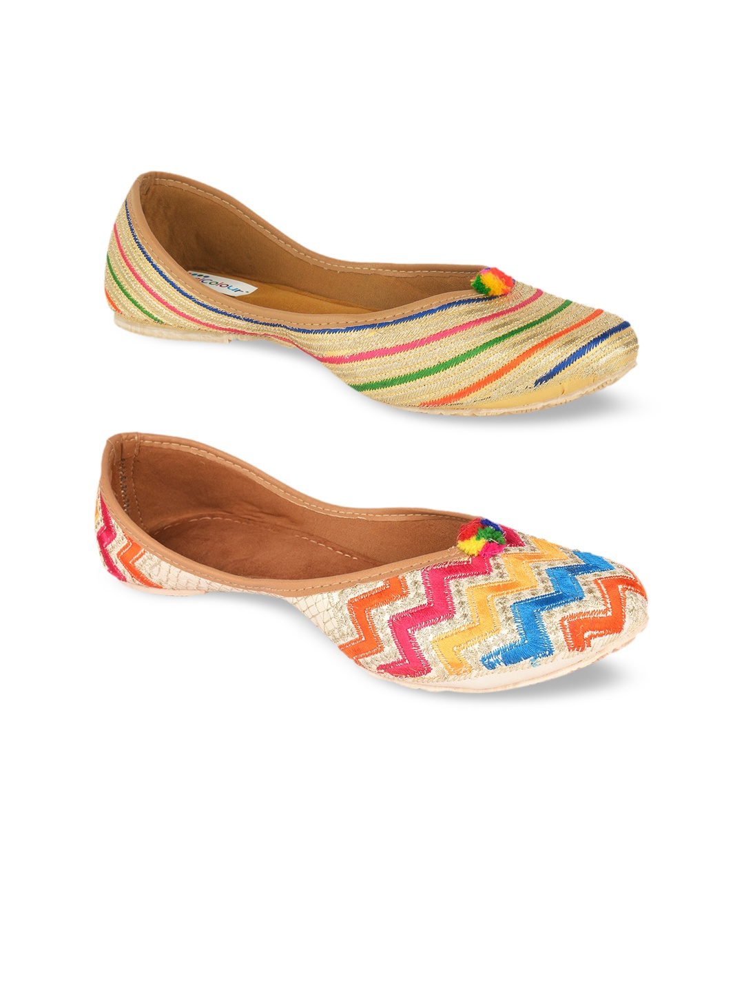 

DESI COLOUR Women Pack Of 2 Embellished Mojaris Flats, Cream
