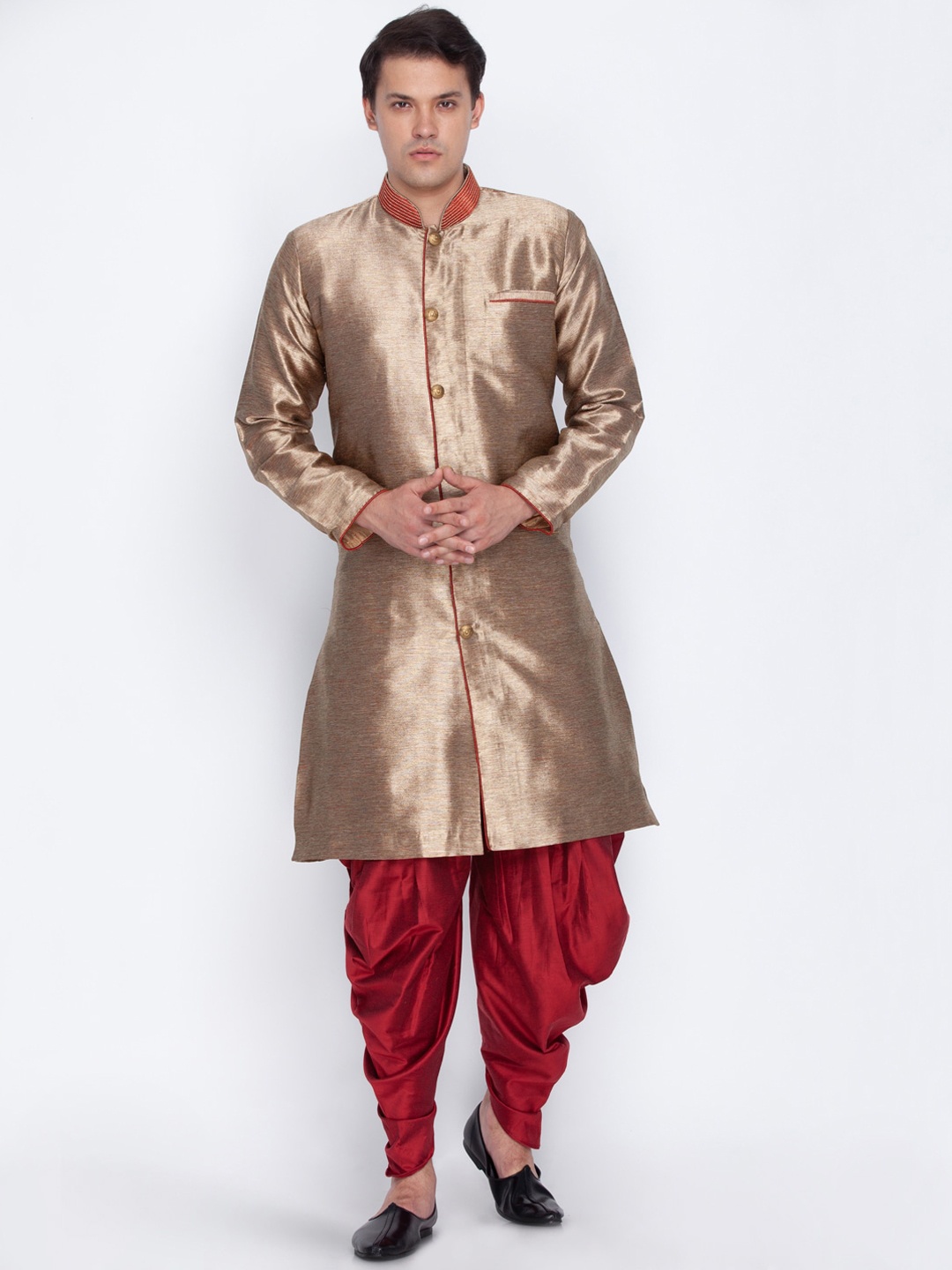 

VASTRAMAY Men Bronze-Coloured & Maroon Solid Slim-Fit Sherwani Set