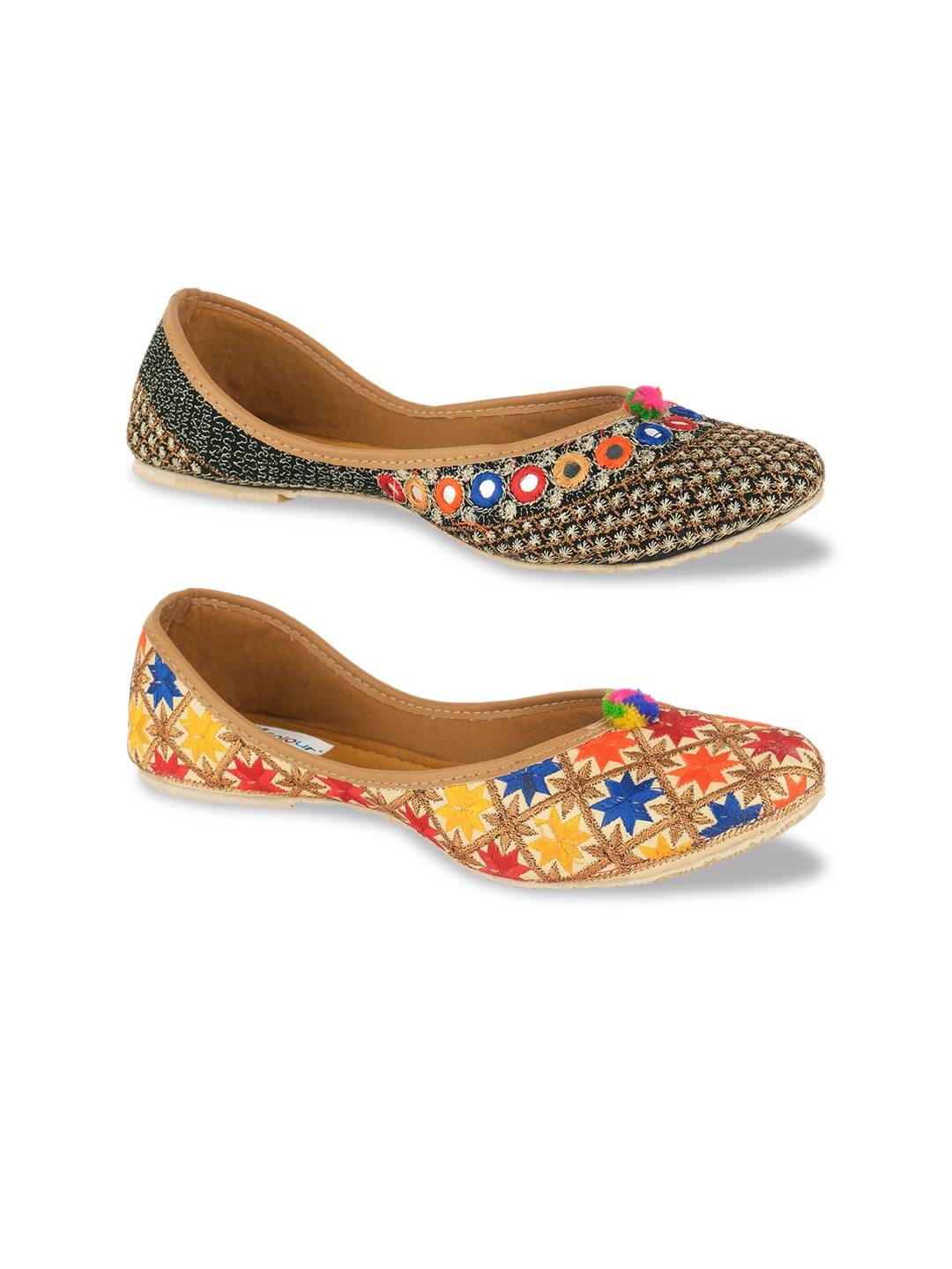 

DESI COLOUR Women Set of 2 Embellished Ethnic Mojaris, Multi