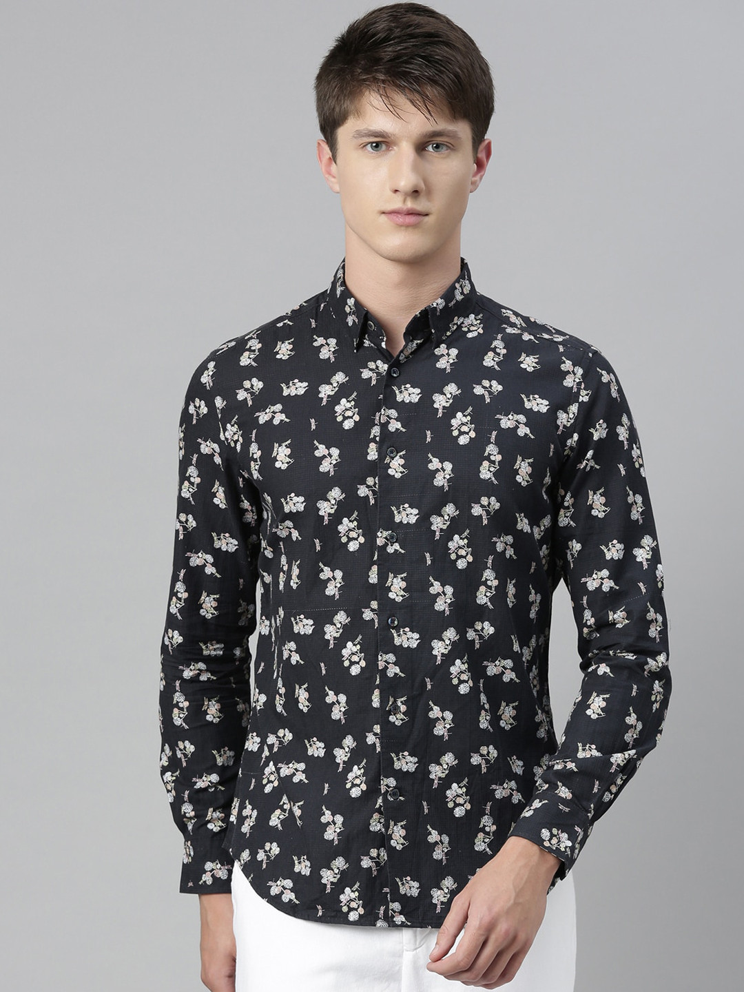

RARE RABBIT Men Black Floral Printed Casual Shirt