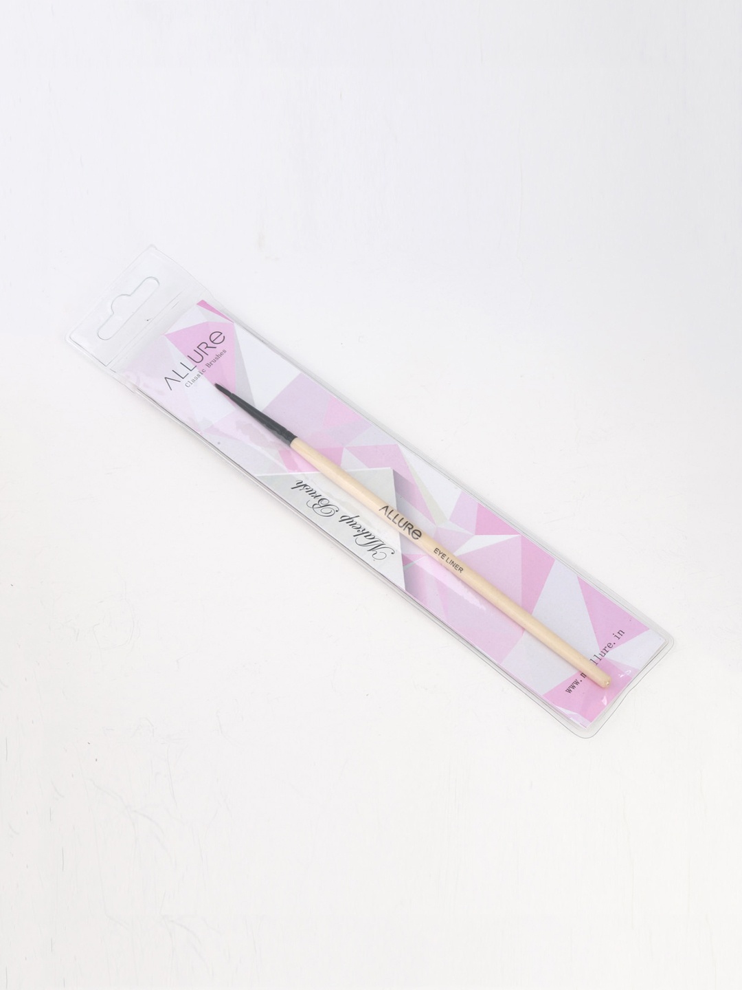 

ALLURE Classic Eye Liner Makeup Brush, Beige