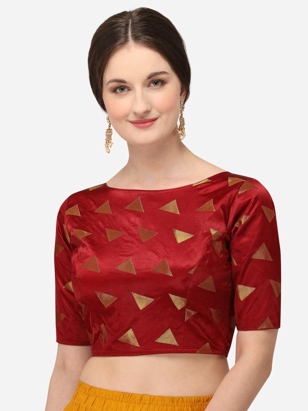

Fab Dadu Women Red & Gold-Coloured Printed Silk Saree Blouse