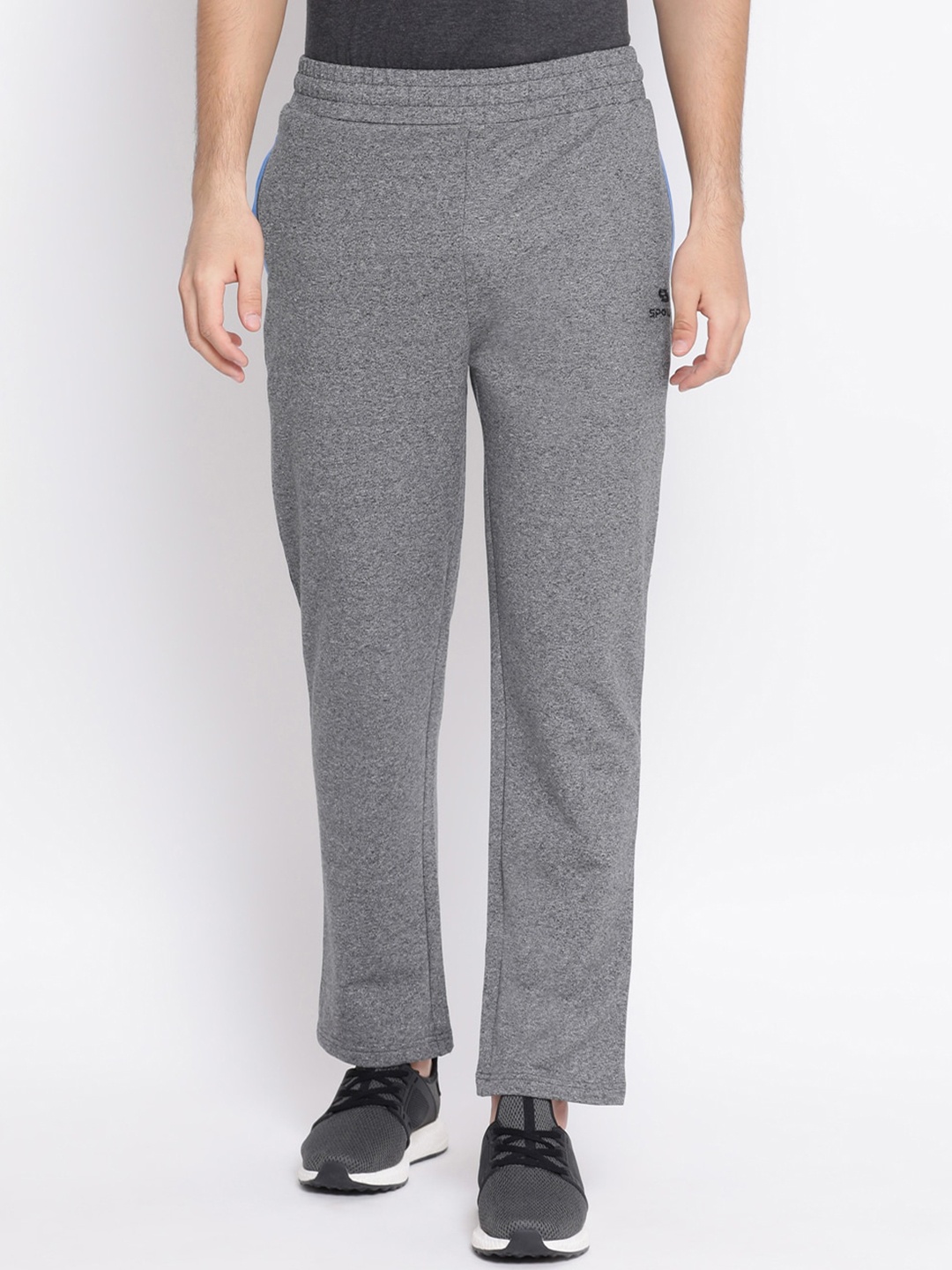 

Spolei Men Grey Solid Slim-Fit Cotton Track Pants