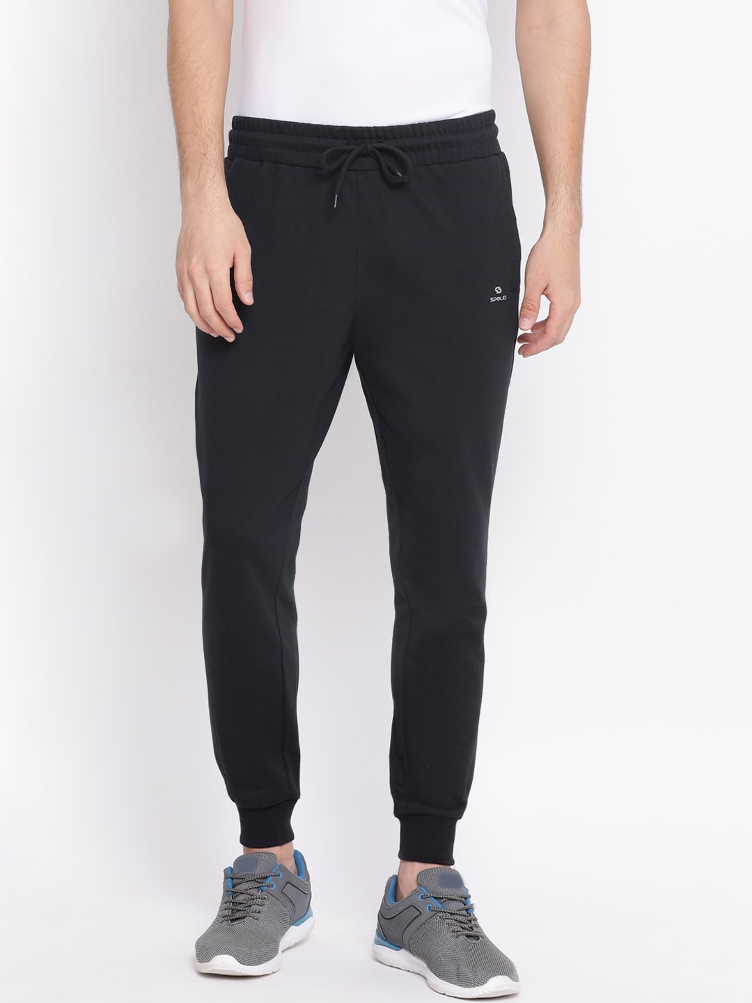 

Spolei Men Black Solid Slim-Fit Cotton Joggers