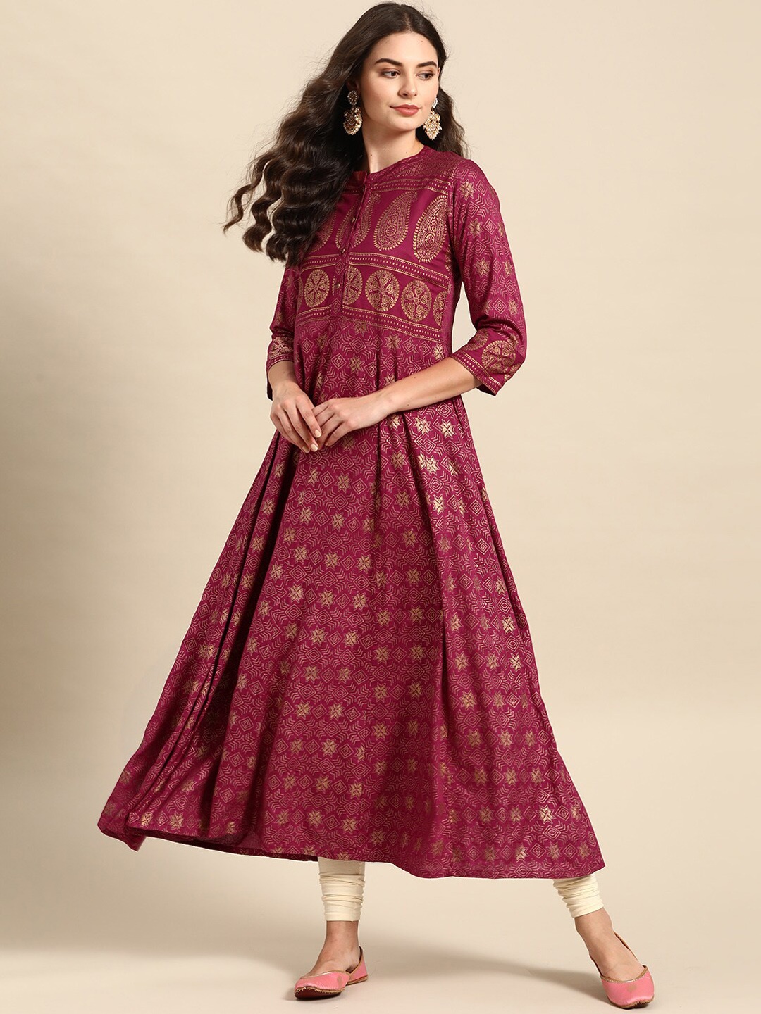 

Varanga Women Magenta Ethnic Motifs Printed Anarkali Kurta