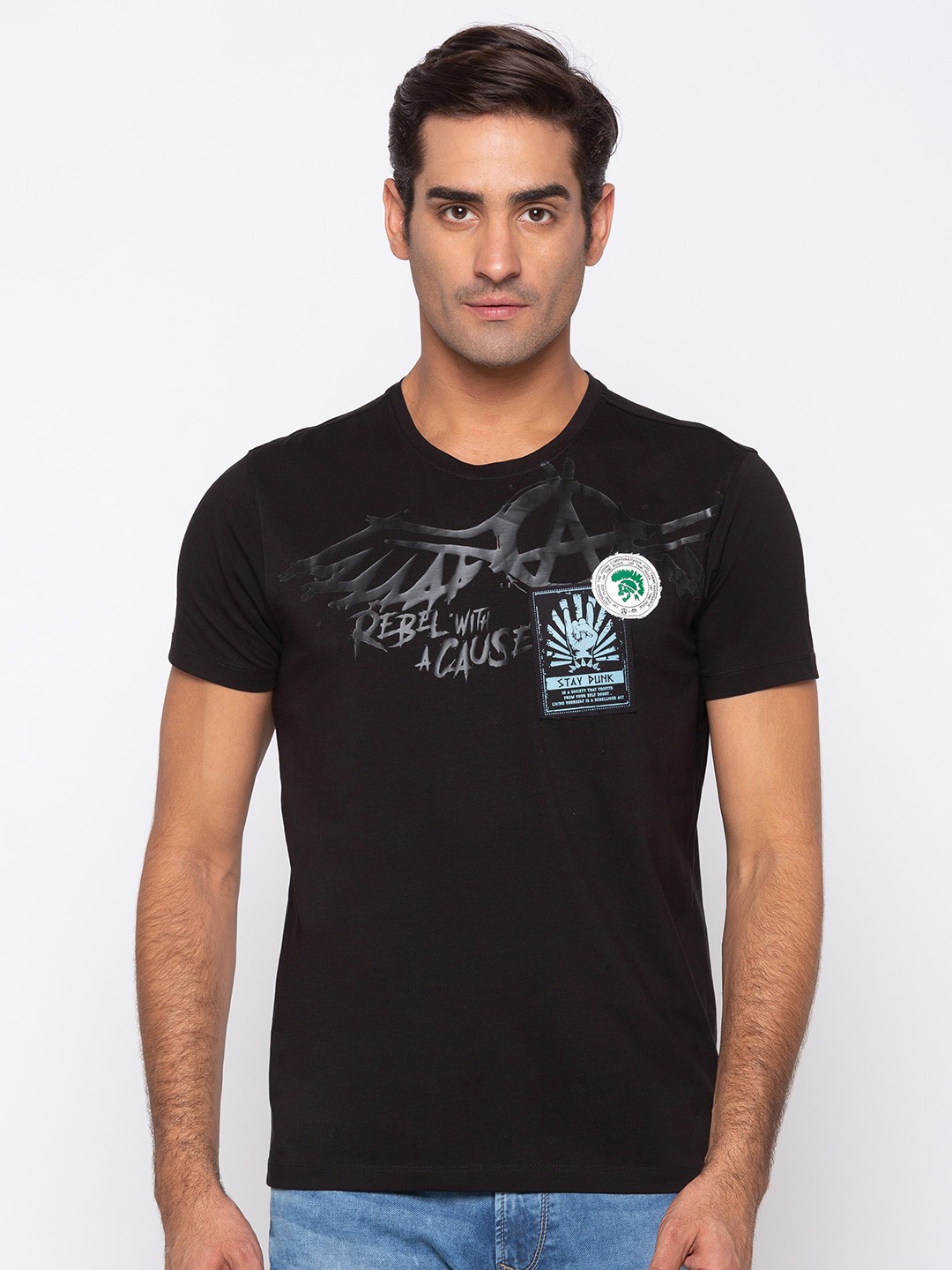 

SPYKAR Men Black Typography Printed Slim Fit T-shirt