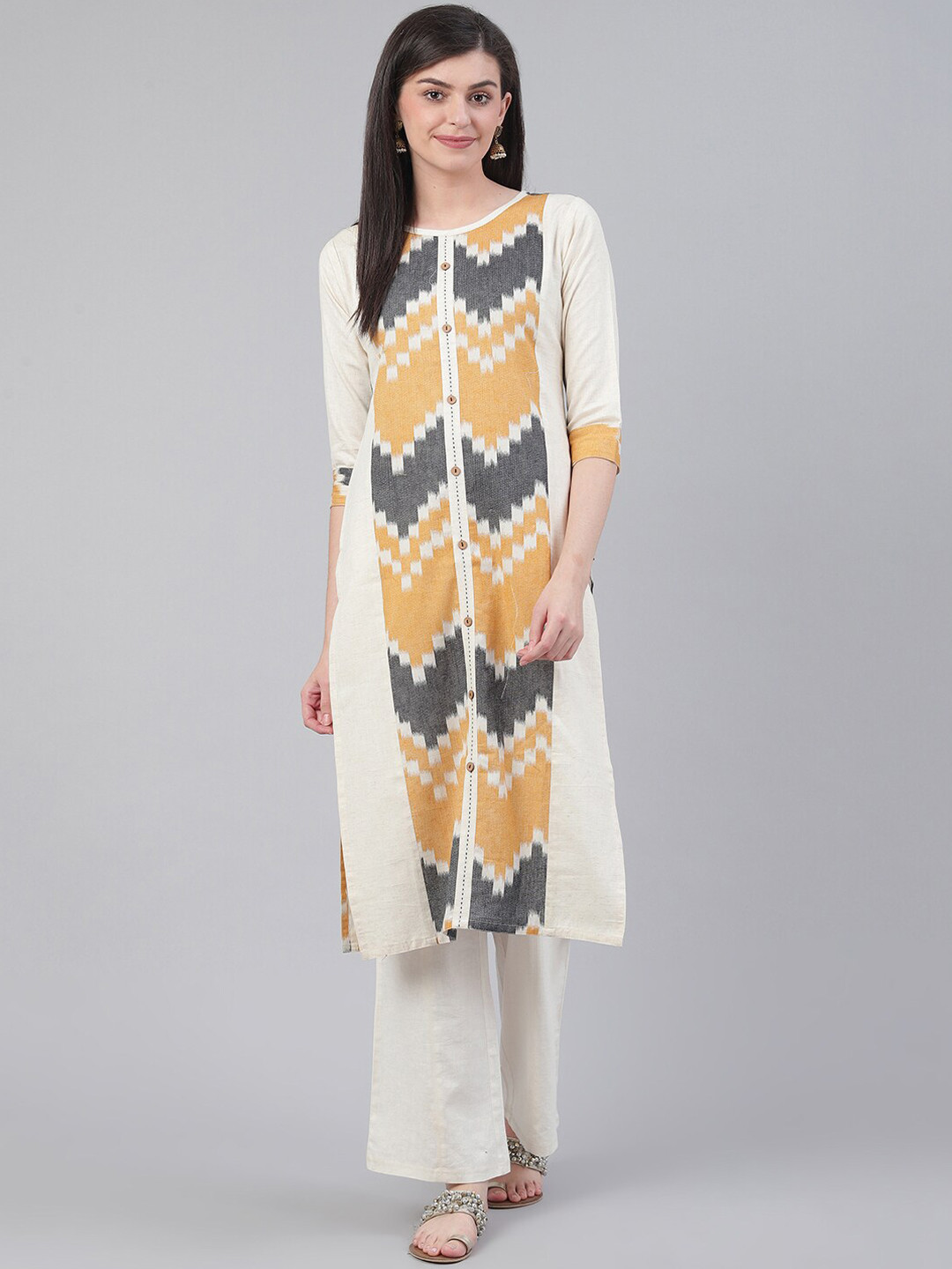 

KSUT Women Off White Geometric Embroidered Kurta