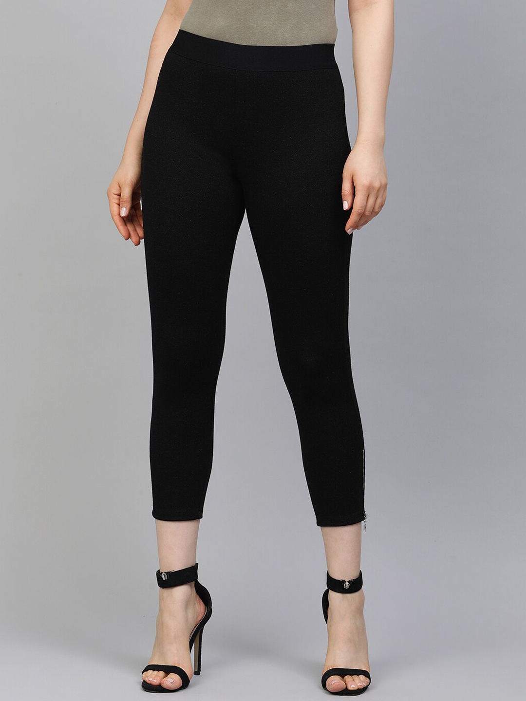 

Chemistry Women Black Solid Ankle Length Treggings