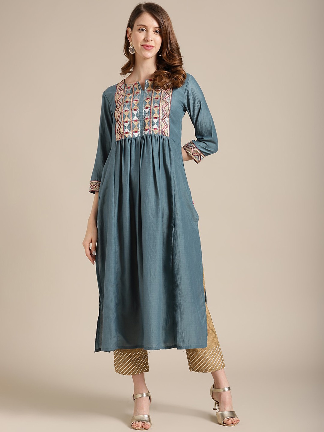 

Varanga Women Teal Ethnic Motifs Yoke Design Kurta