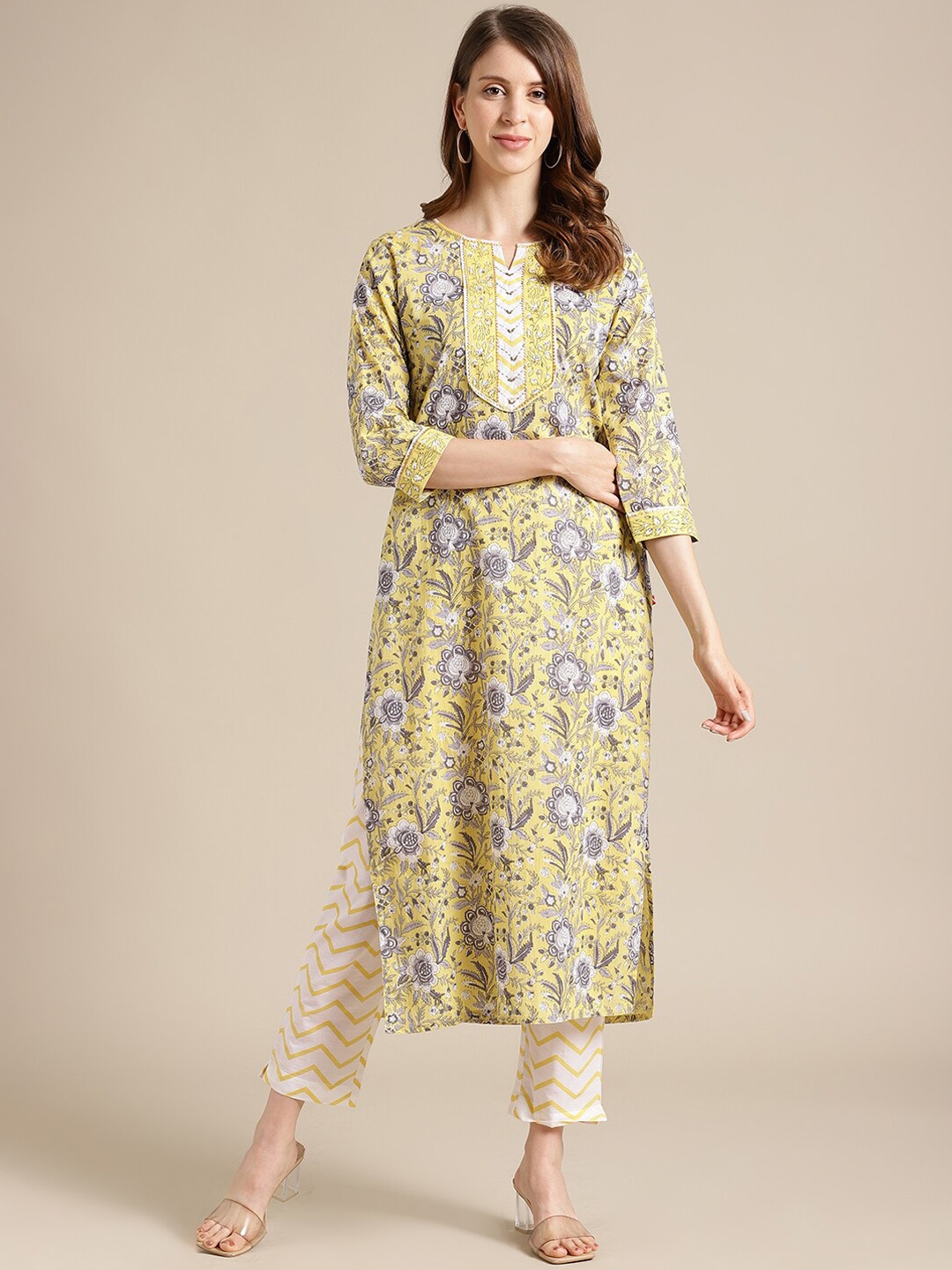 

Varanga Women Yellow Floral Printed Pure Cotton Kurta with Trousers