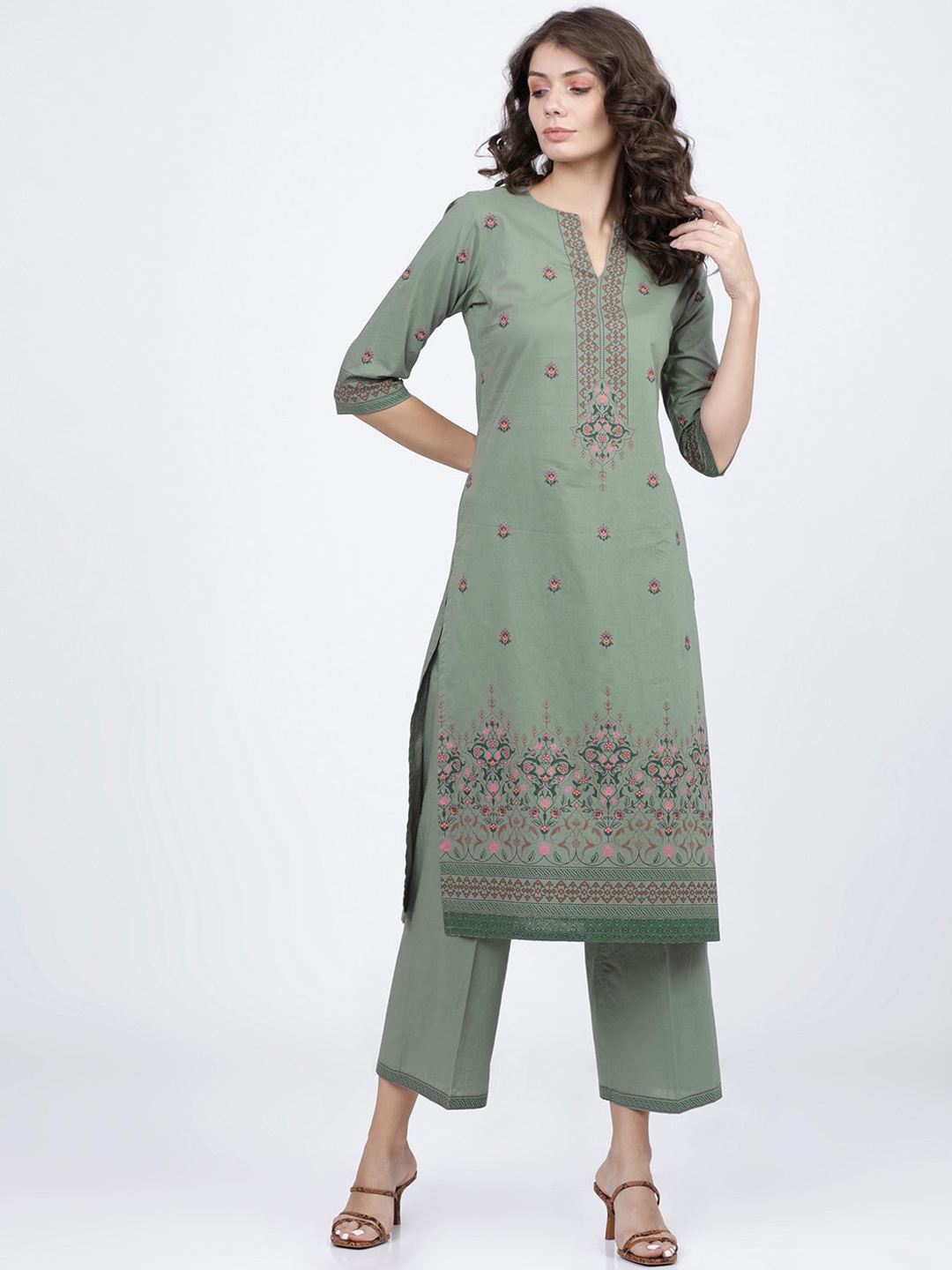 

Vishudh Women Green Ethnic Motifs Printed Kurta