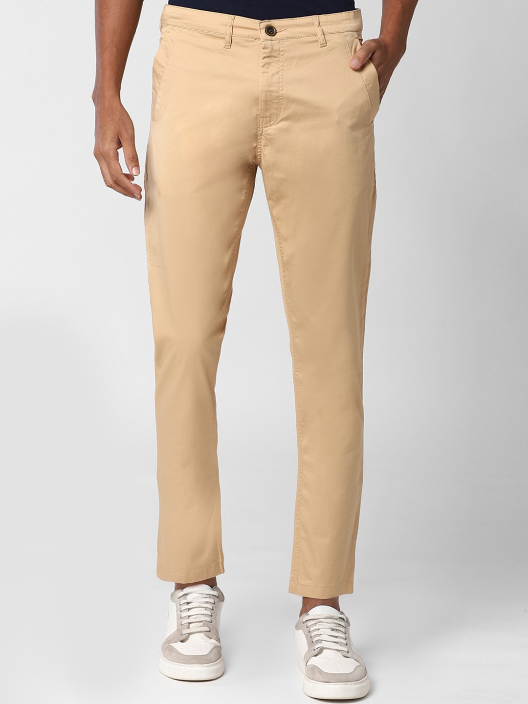 

Peter England Casuals Men Beige Tapered-Fit Chinos Trousers