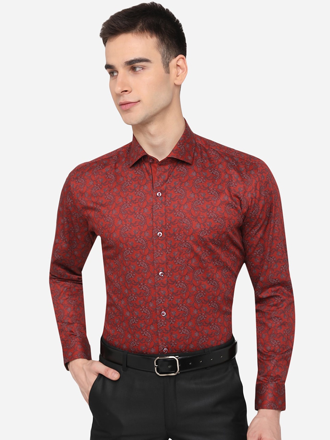 

Greenfibre Men Rust Slim Fit Printed Casual Shirt