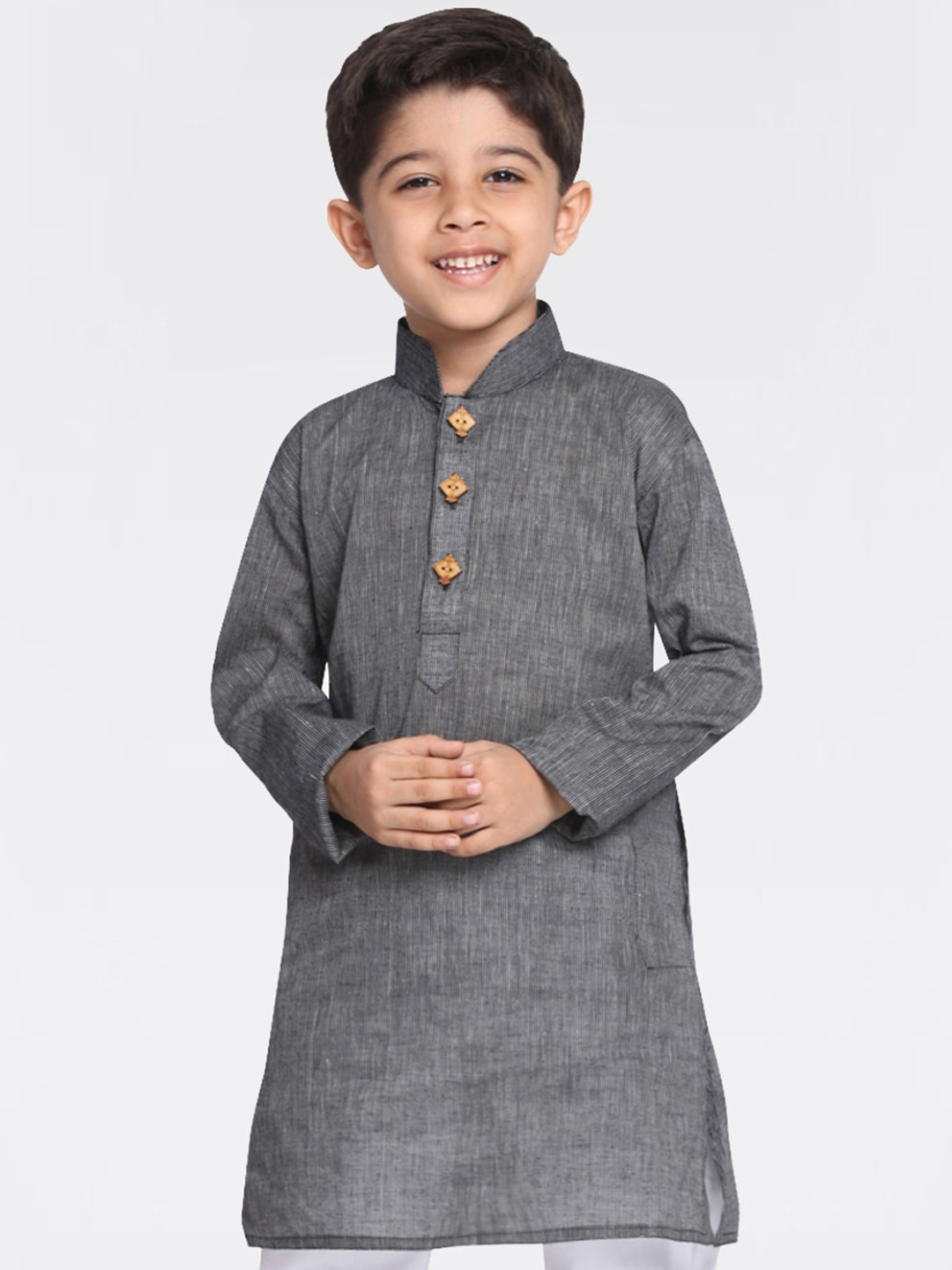 

VASTRAMAY Boys Black Cotton Handloom Kurta