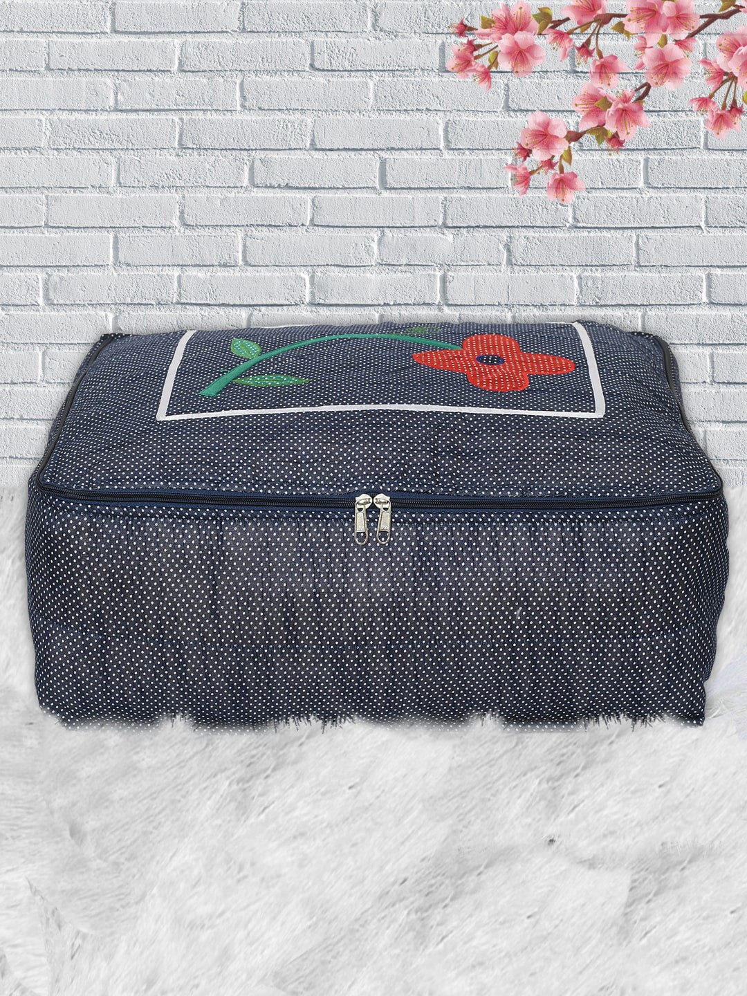 

Kuber Industries Navy Blue & Red Polka Dot Printed Satin Saree Cover Organiser
