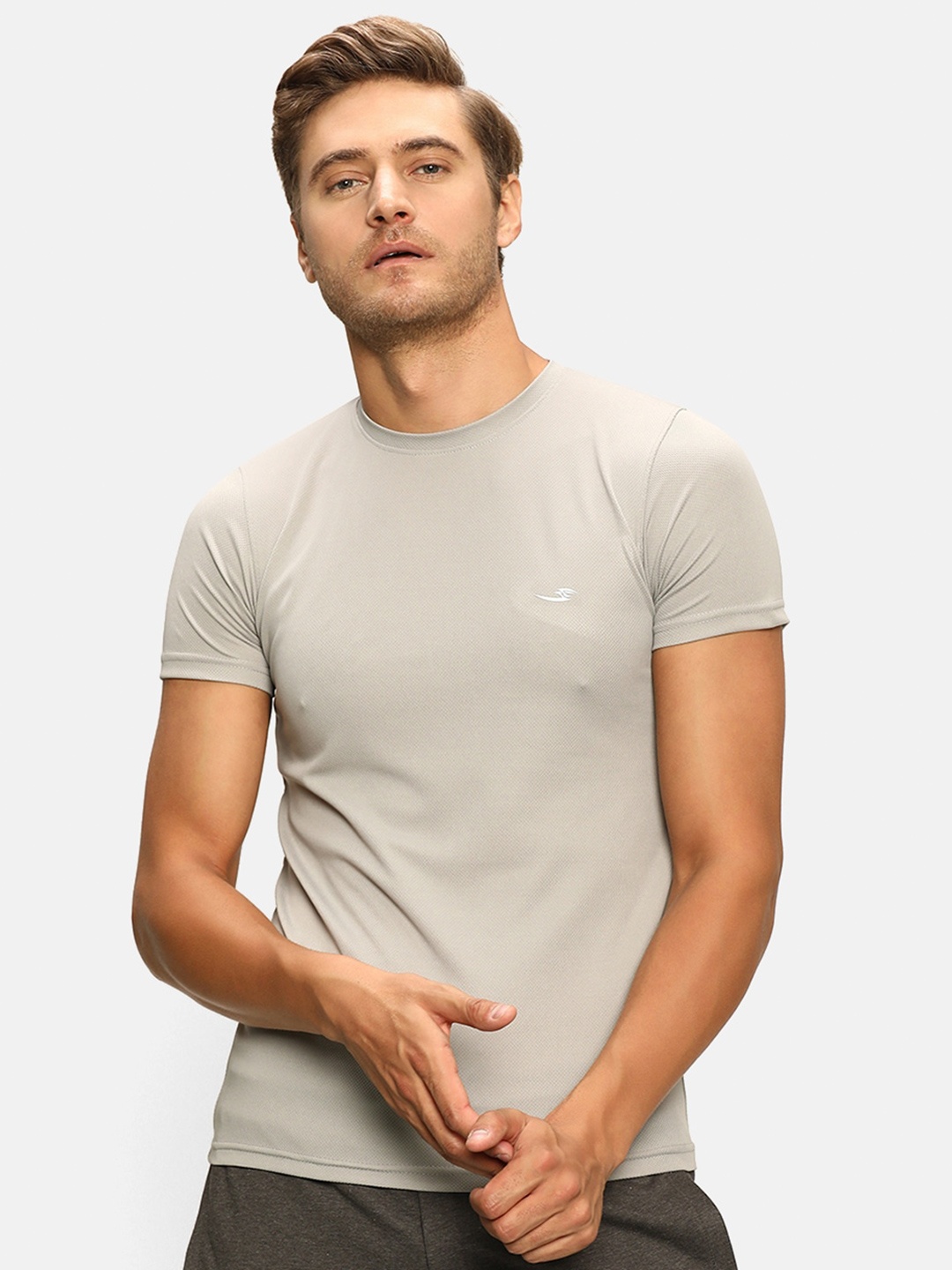 

V2 Value & Variety Men Grey T-shirt